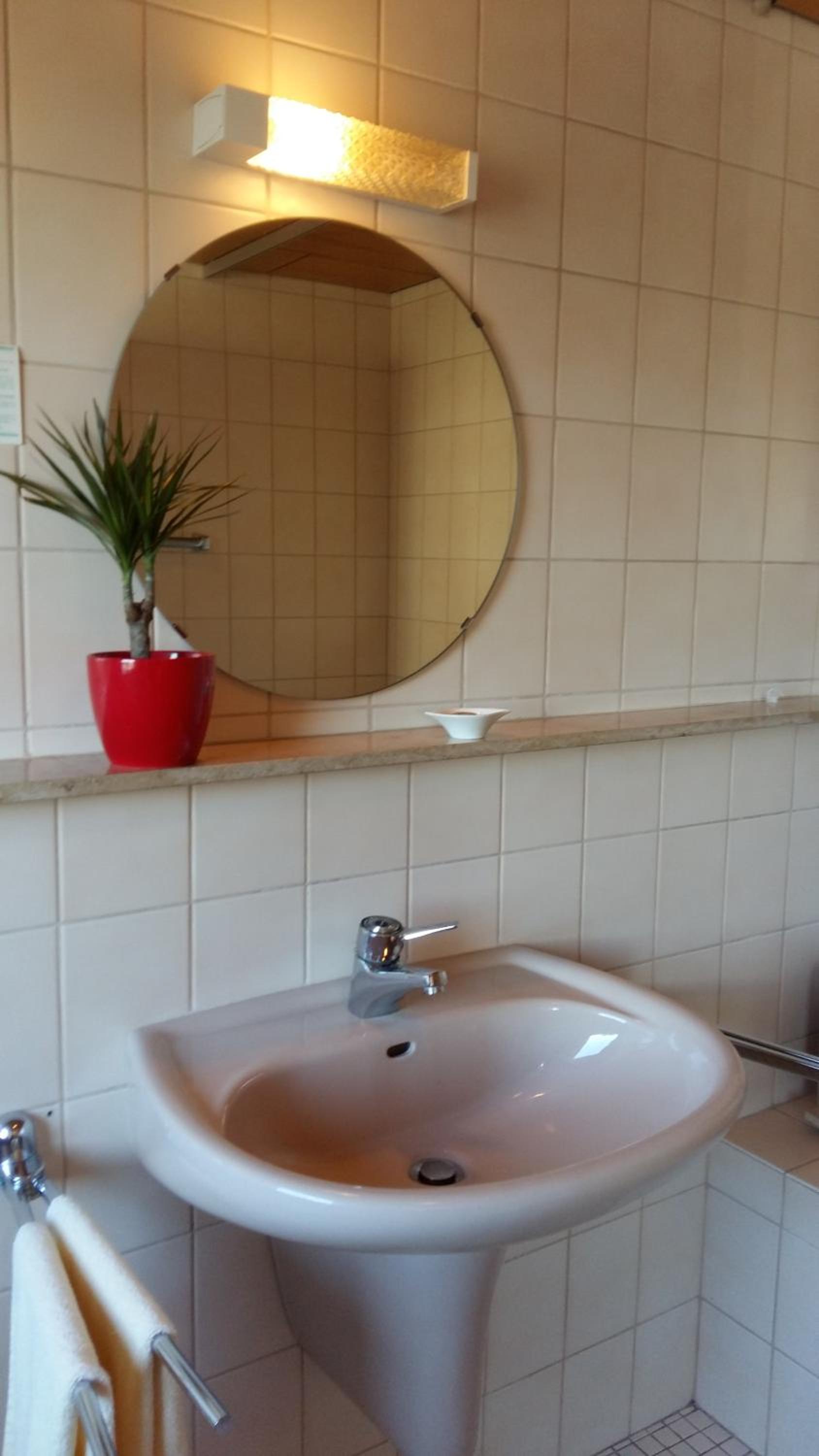 Standard Double Room - Photo 2