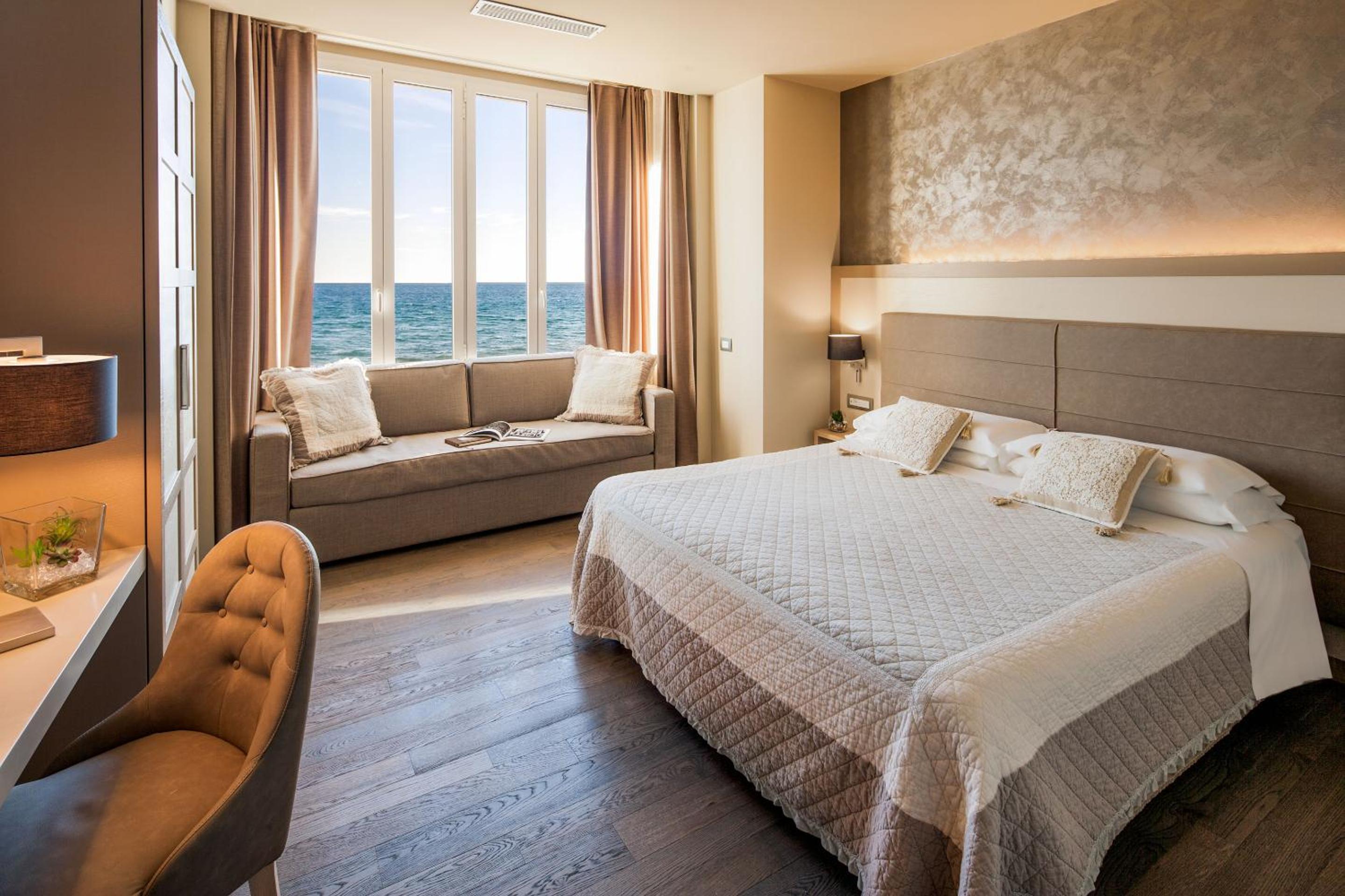 Junior Suite with Sea View - Annex - Photo 3