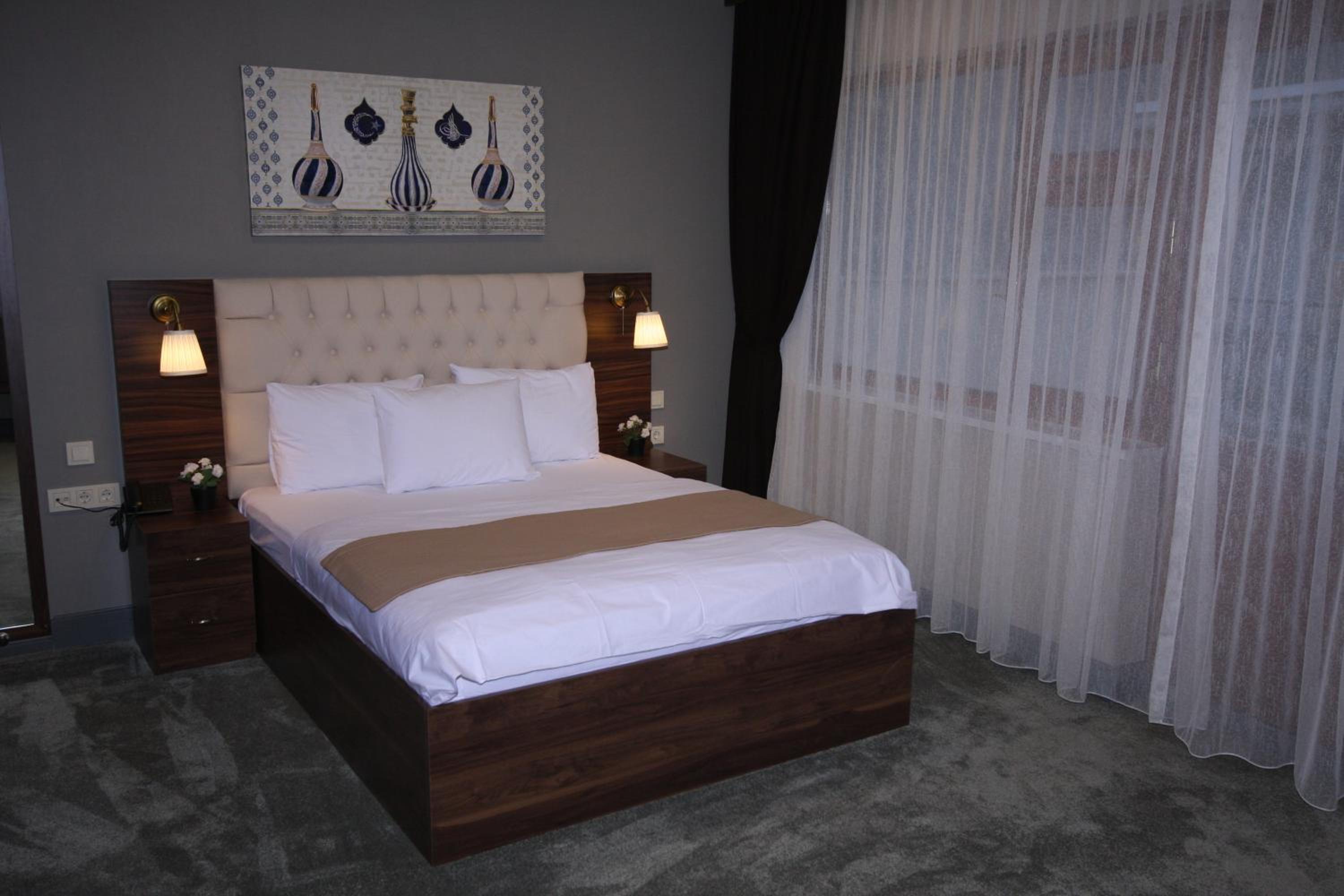 Deluxe Double Room with Side Sea View photo 1