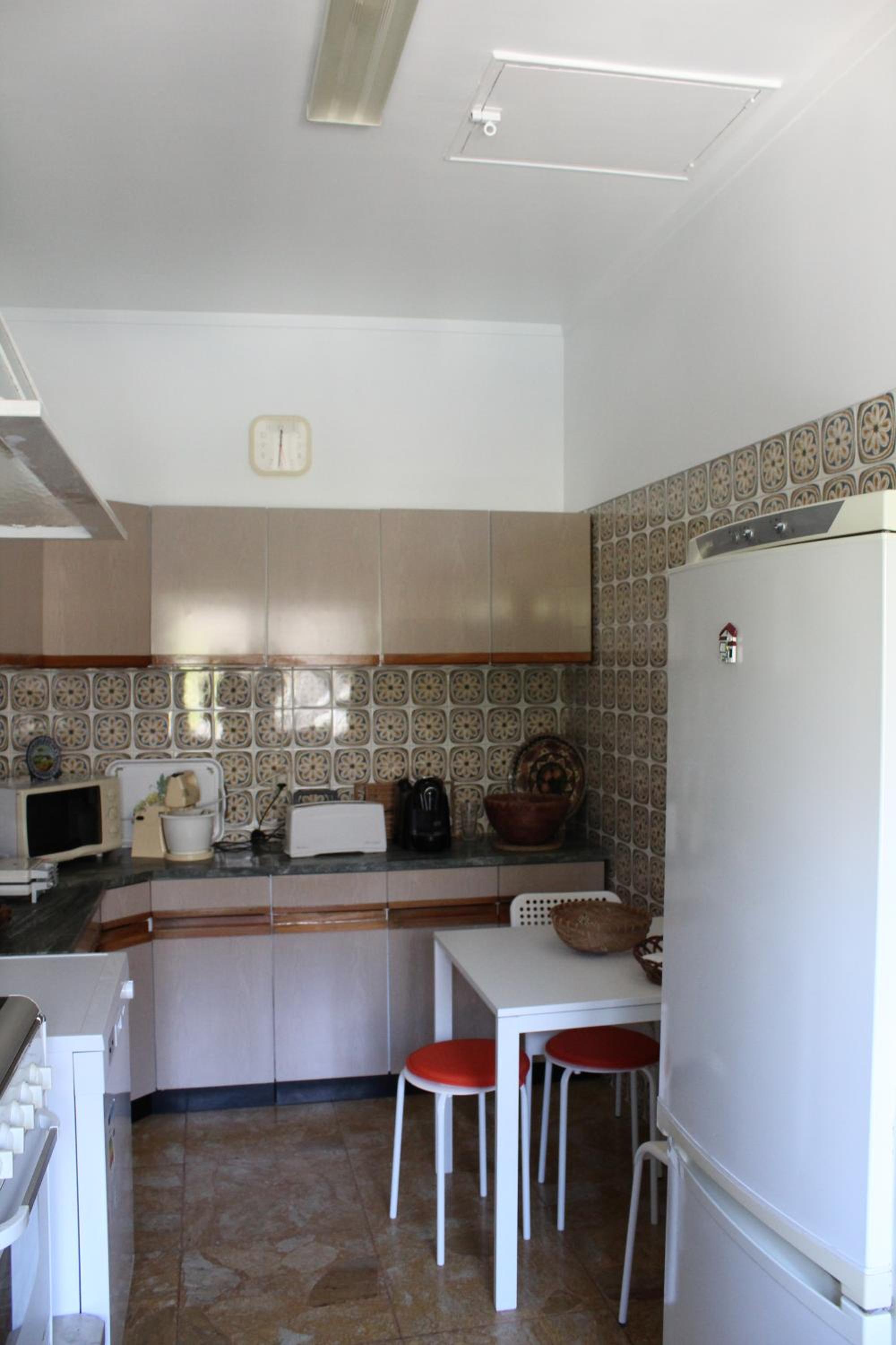 Two-Bedroom Apartment - Photo 27