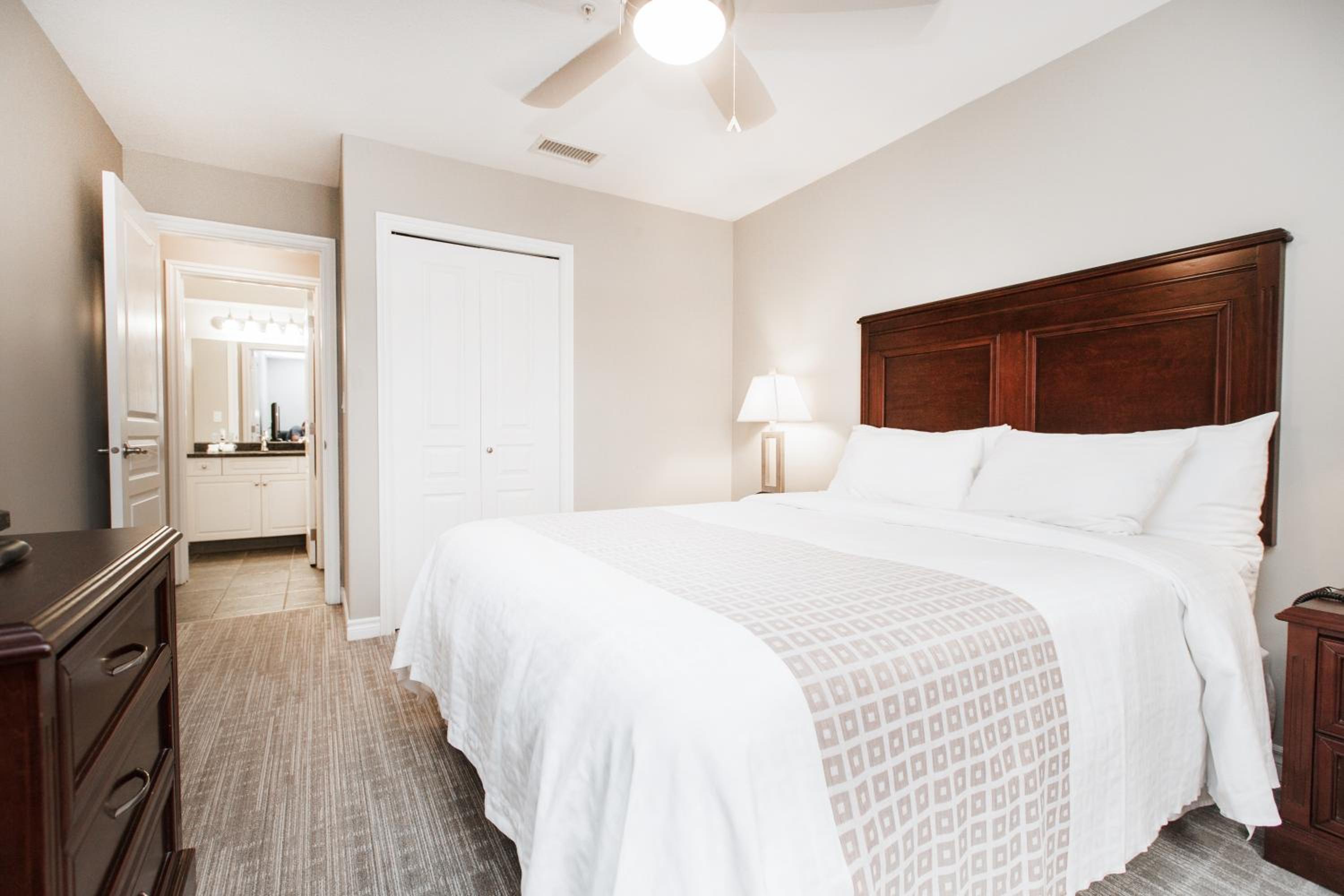 One-Bedroom Suite