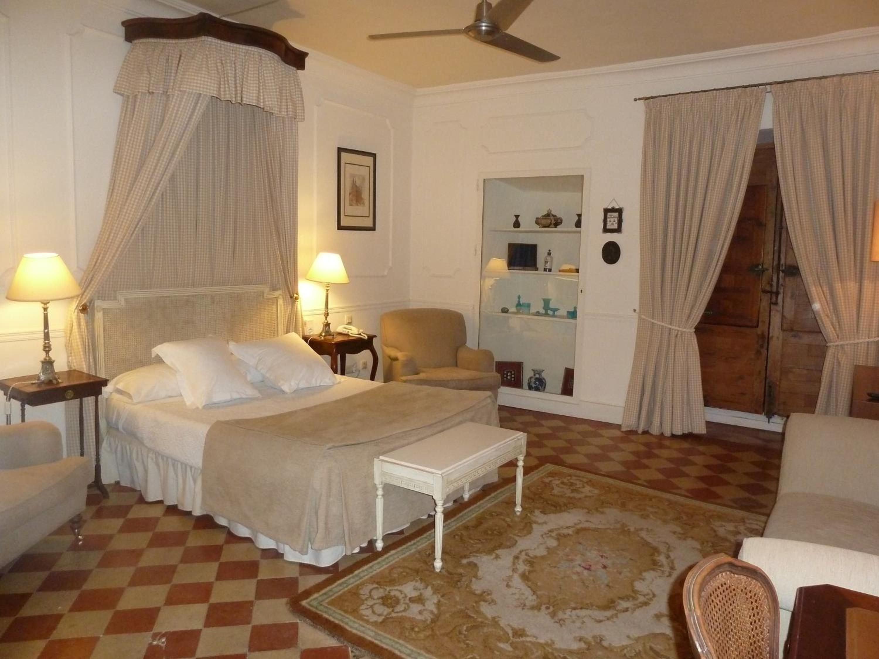 Habitación Doble Deluxe con Balcón
