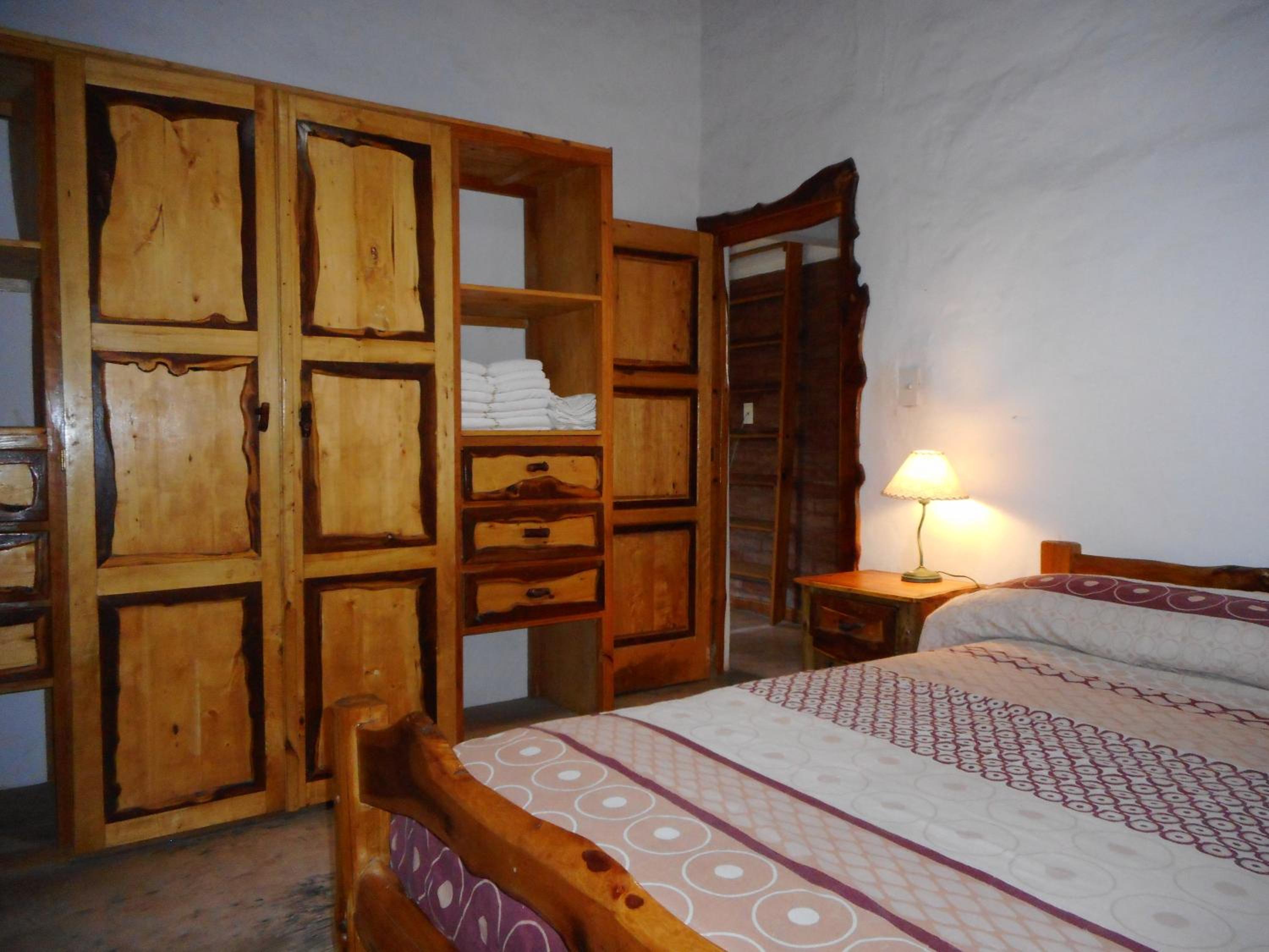 Two-Bedroom Cabin  photo 3