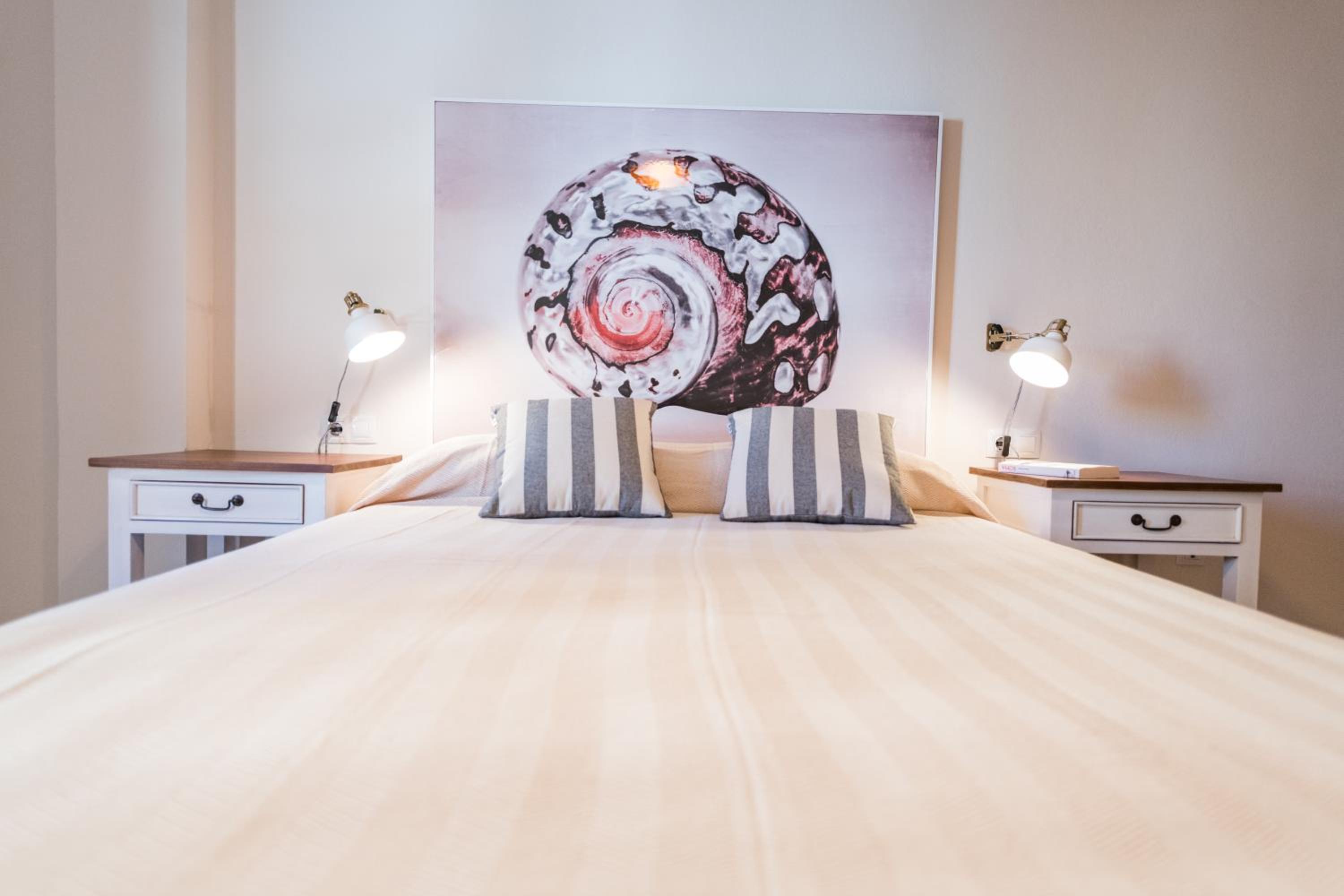 Apartamento de dos habitaciones con balcón