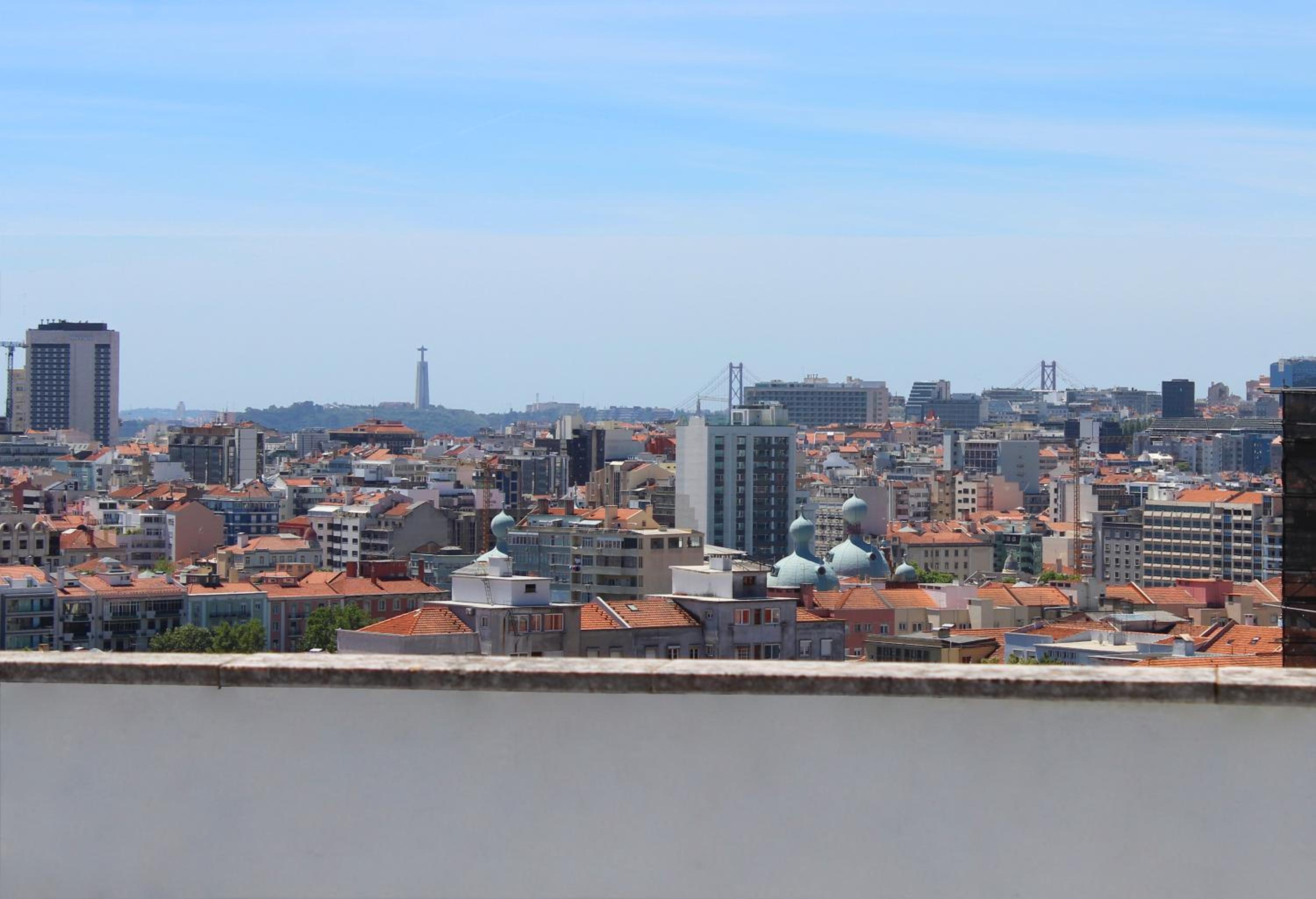 Quad Avenue Studio Penthouse - Photo 10