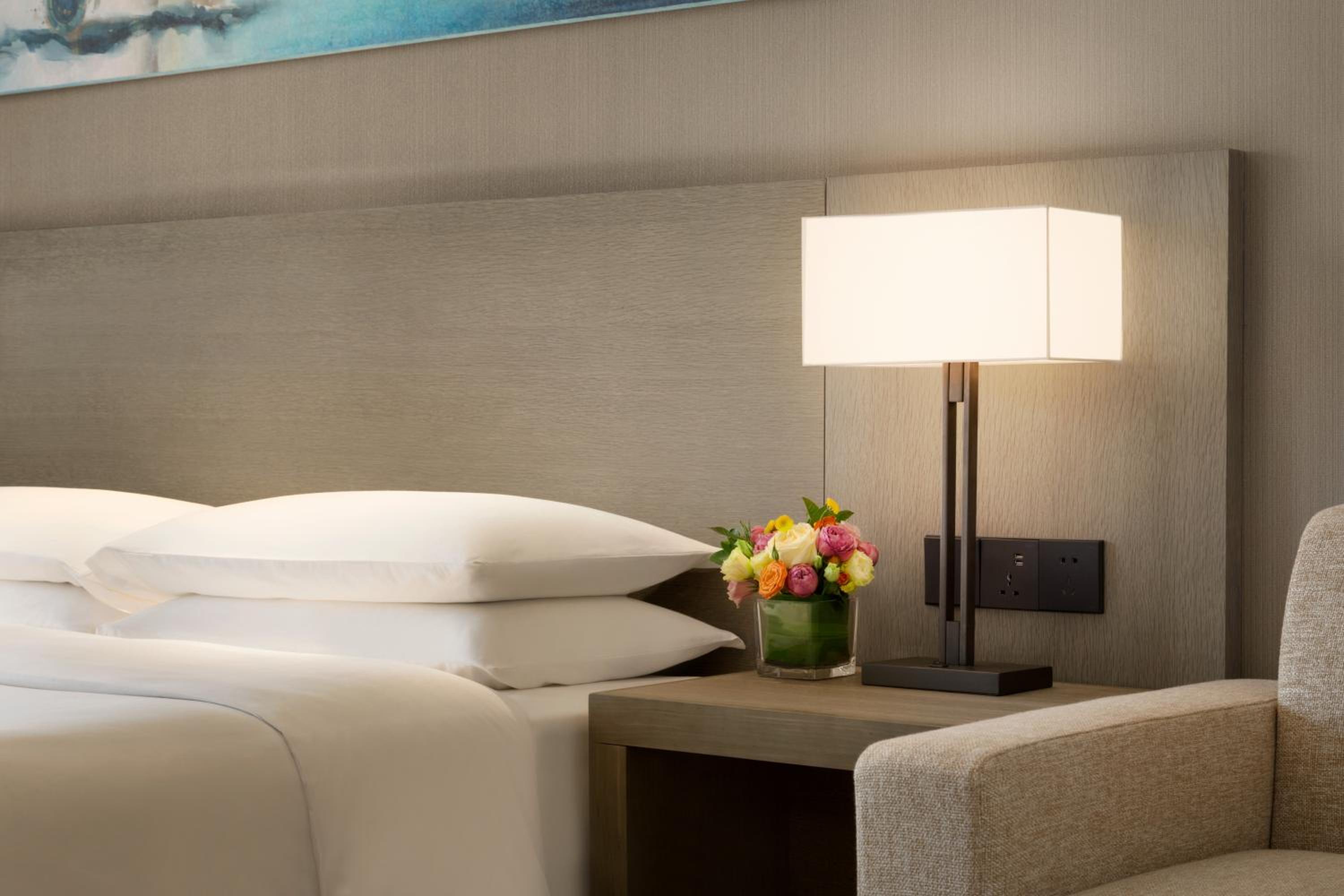 King Room with Sofa Bed photo 3