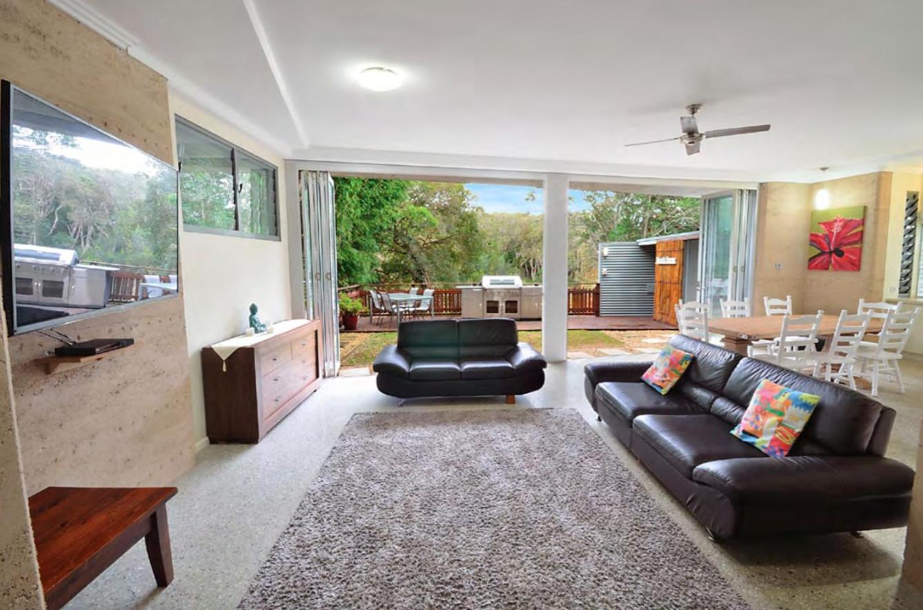 Villa 5 photo 1
