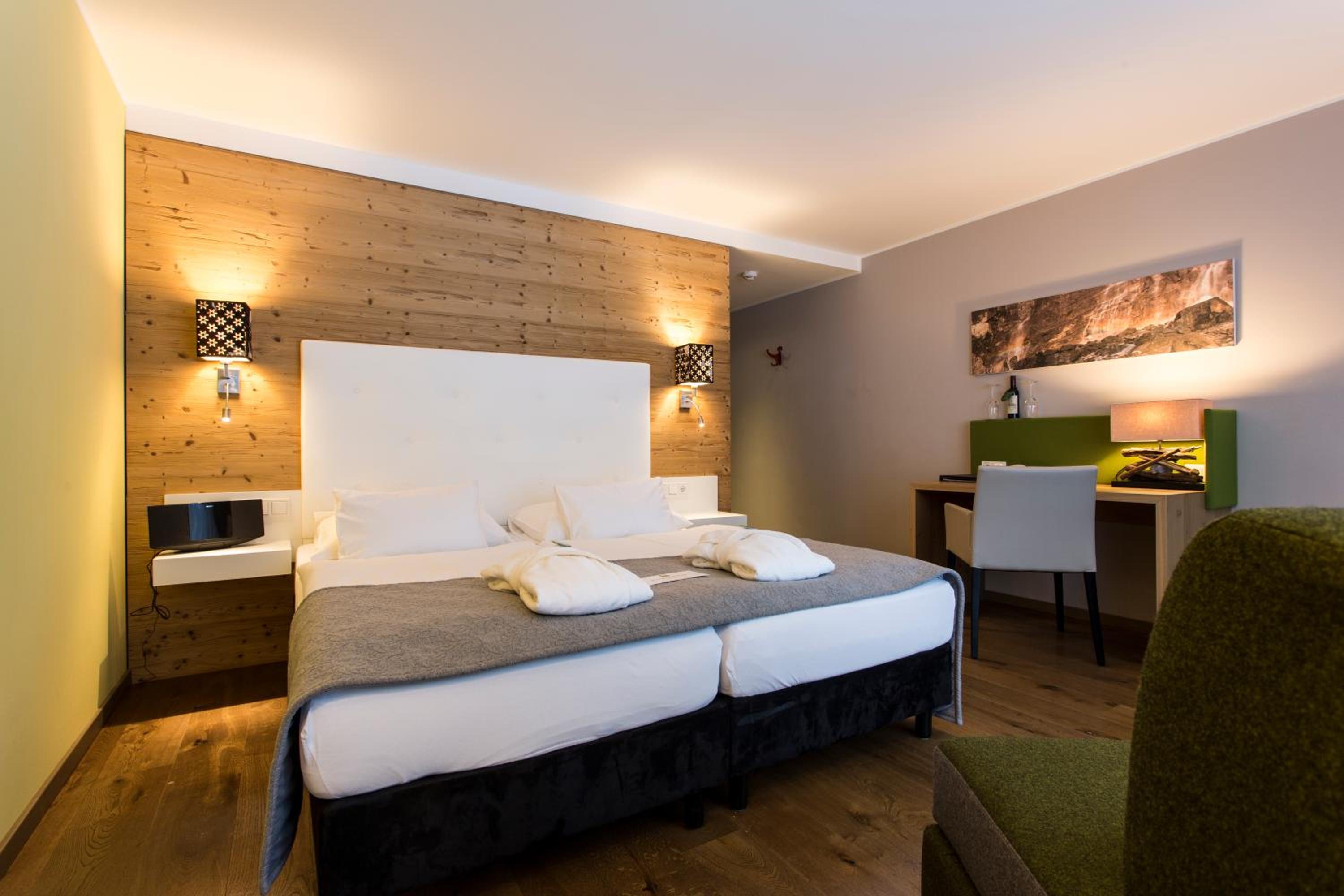 Superior Double Room - Kreuzjochspitze photo 3