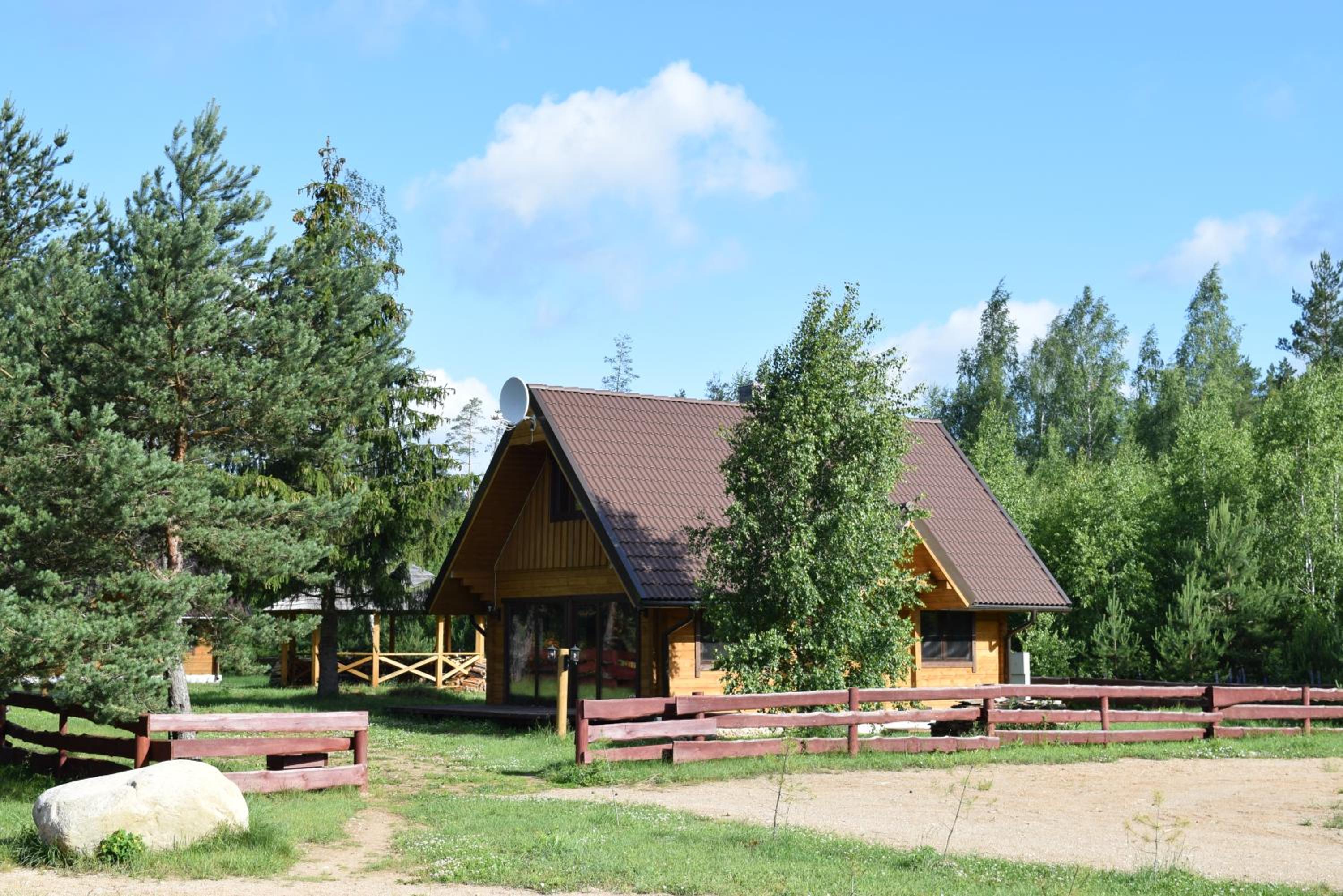 Three-Bedroom Chalet photo 2