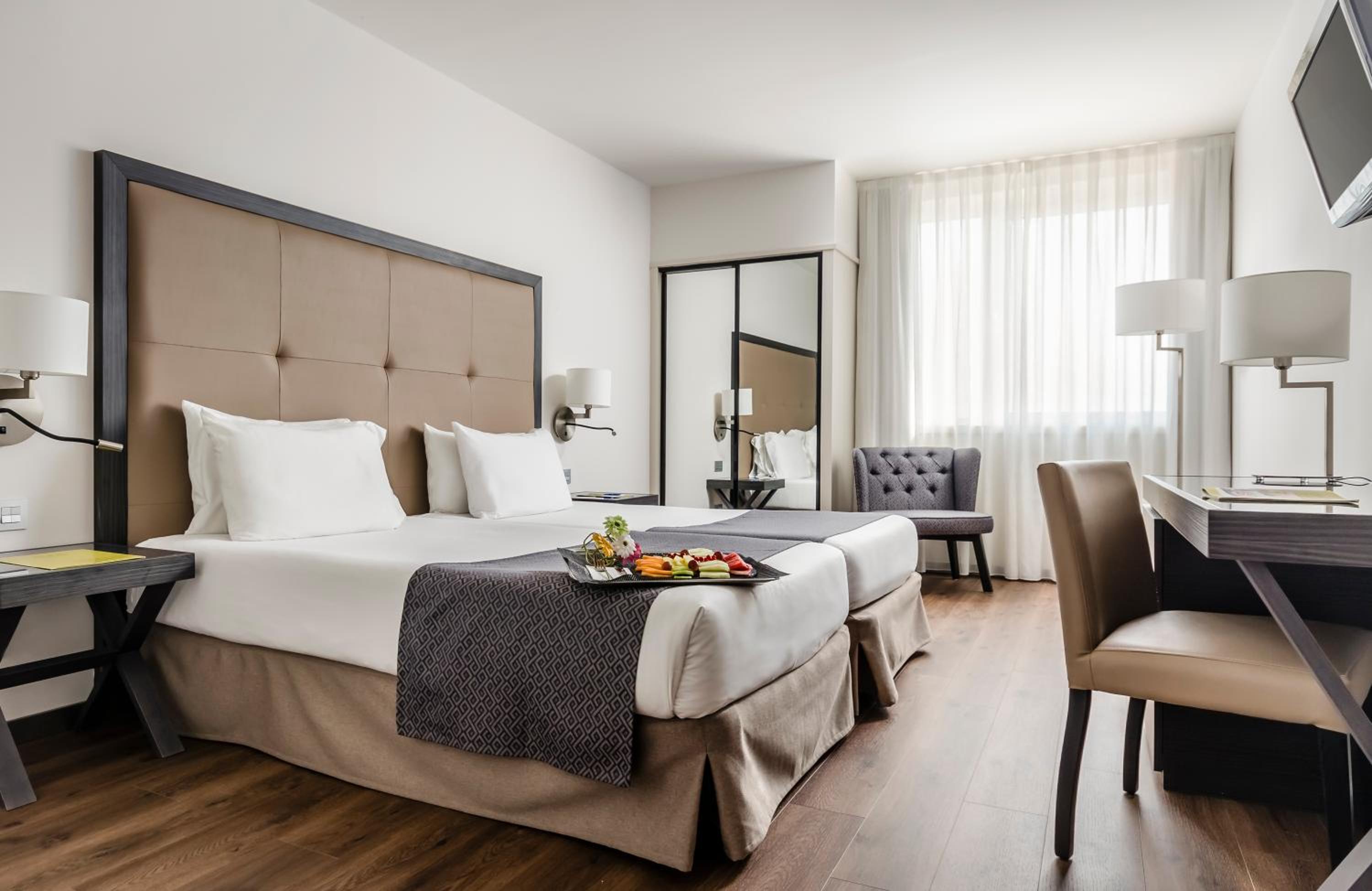 Double or Twin Room - Photo 1