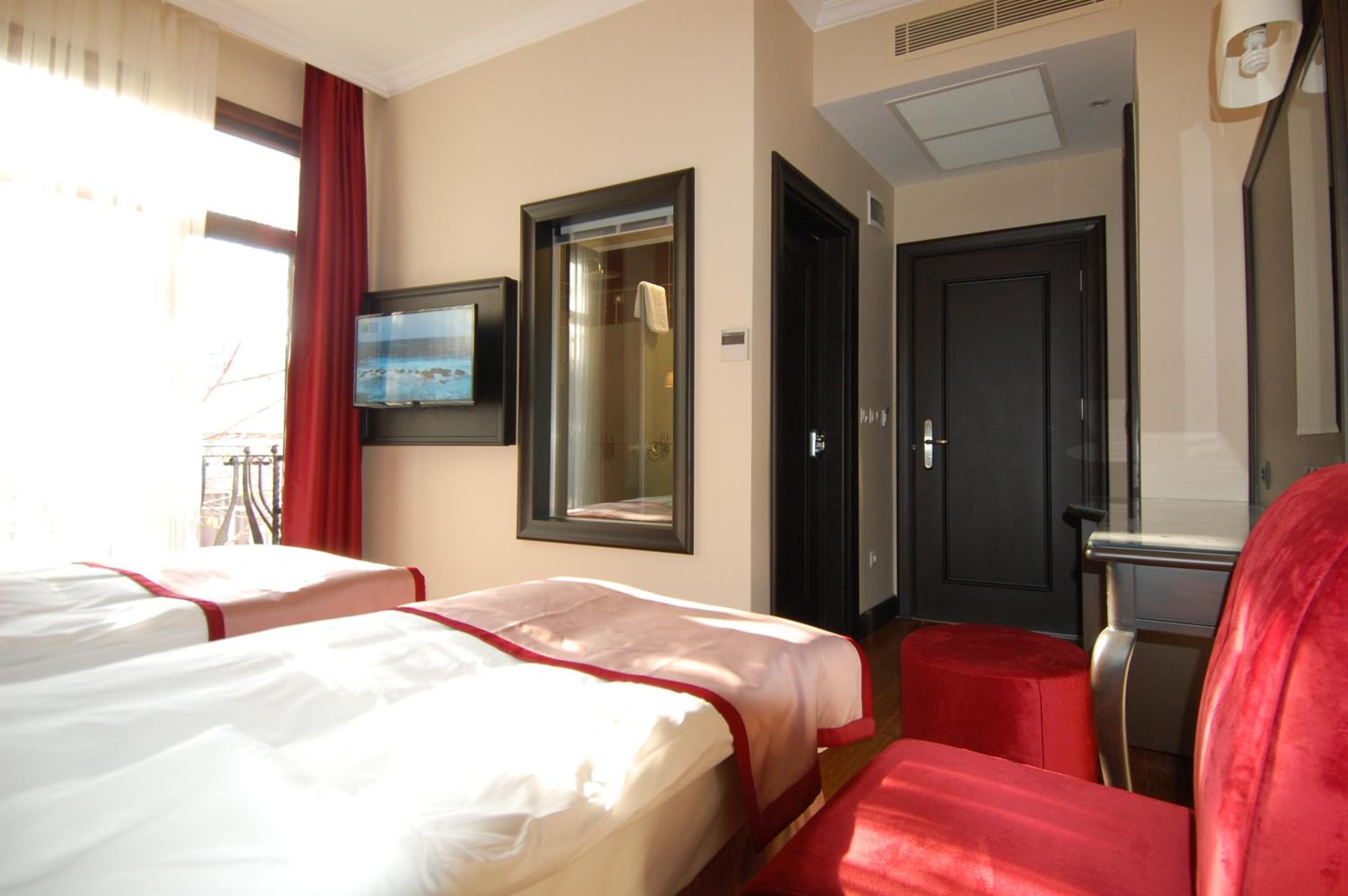 Standard Twin Room photo 1