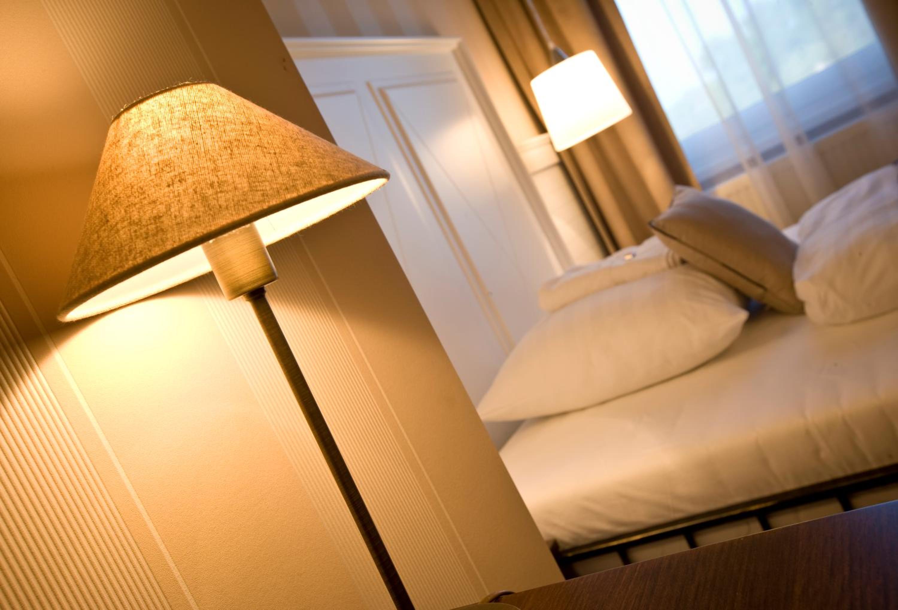 Large Double Room - Photo 4