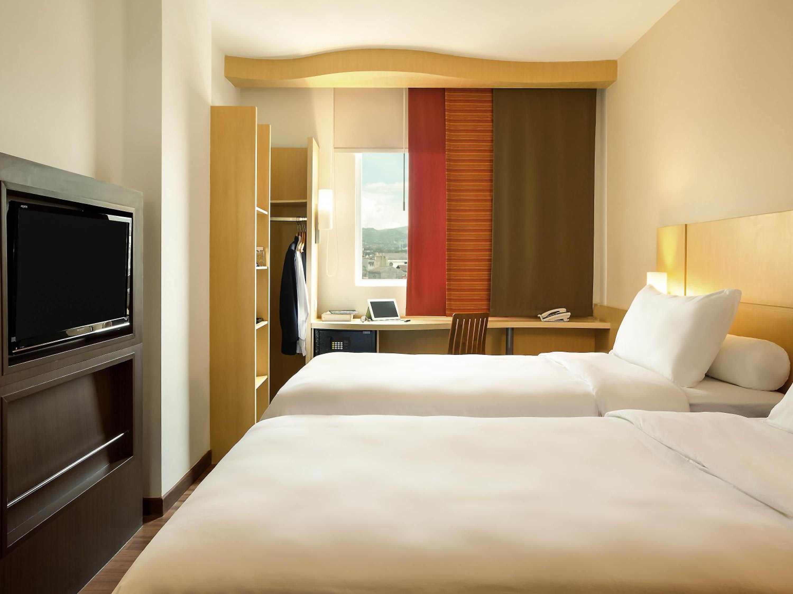 Superior Twin Room with Mountain View