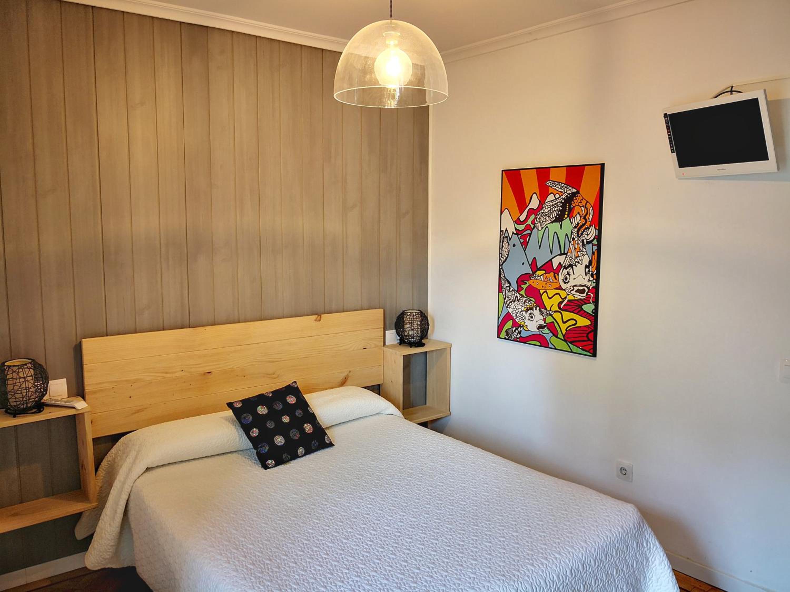 Double or Twin Room - Photo 5