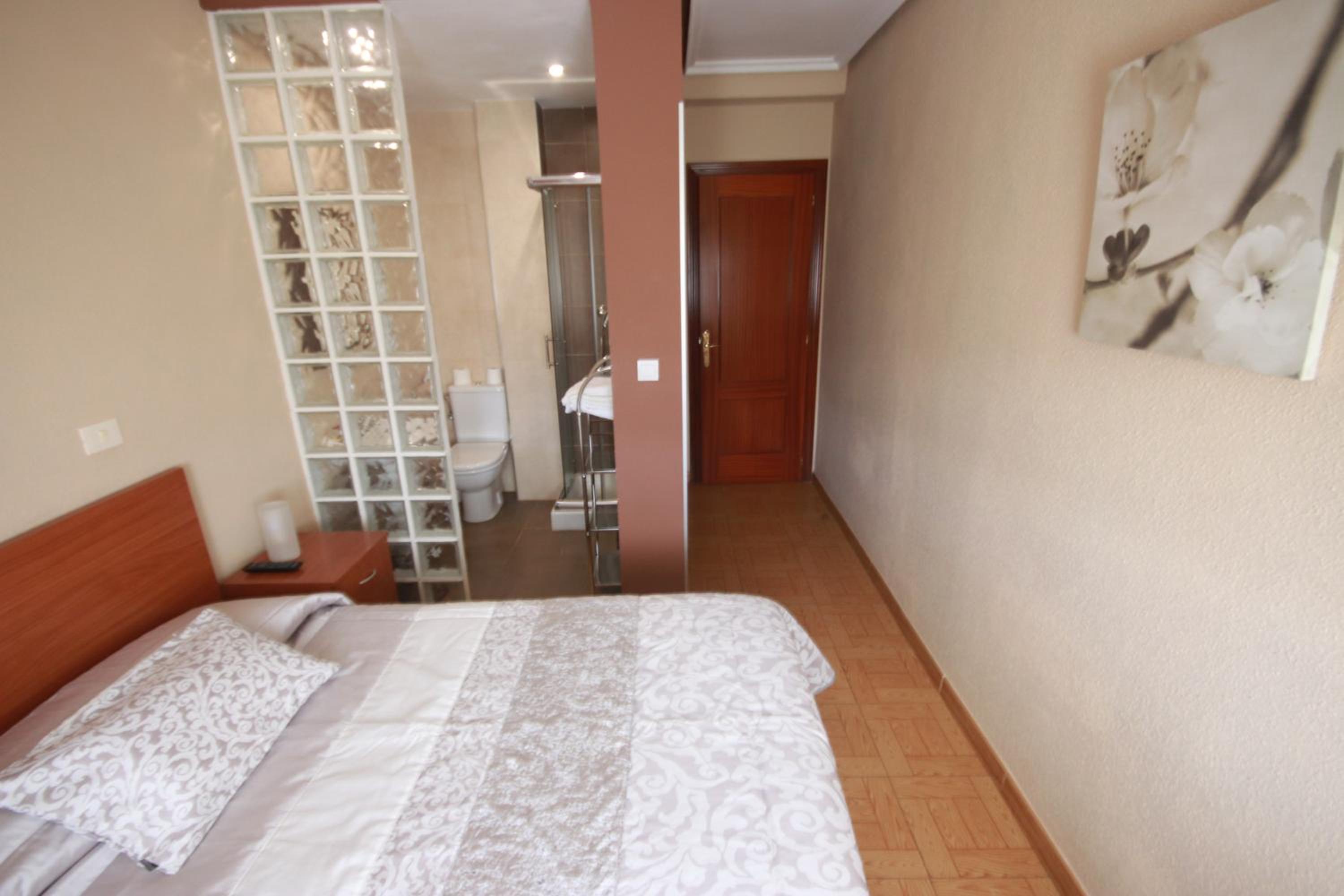 Double or Twin Room photo 3