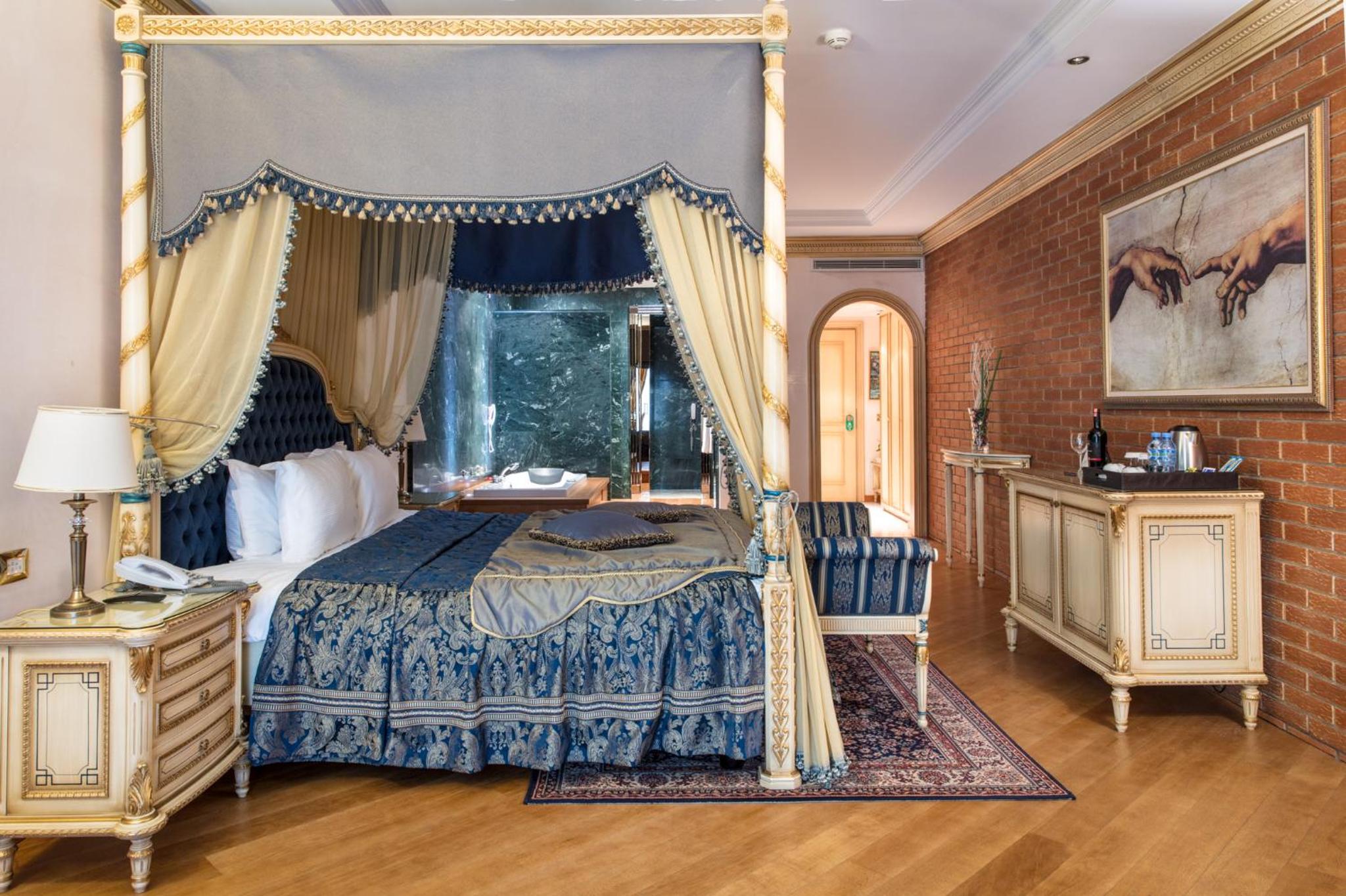 Luigi XIV Suite photo 3