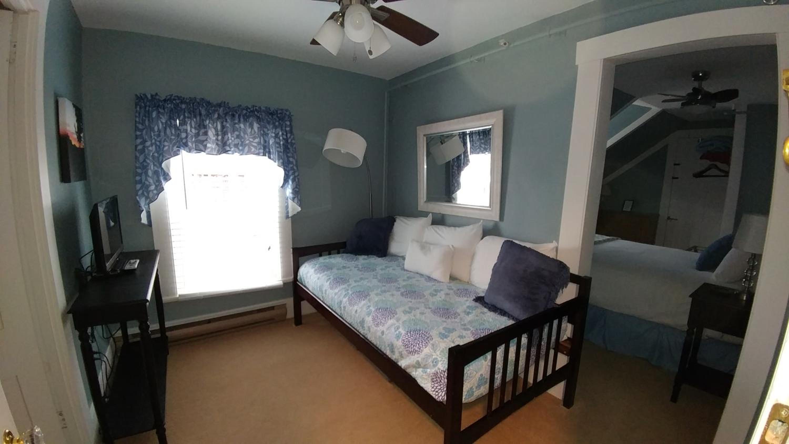 One-Bedroom Suite photo 2
