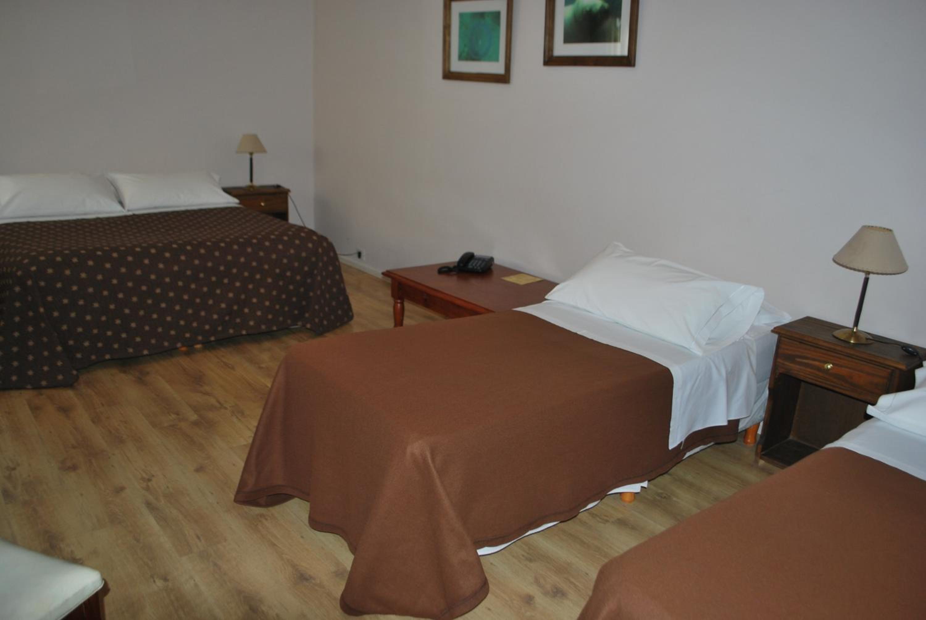 Superior Quadruple Room photo 2