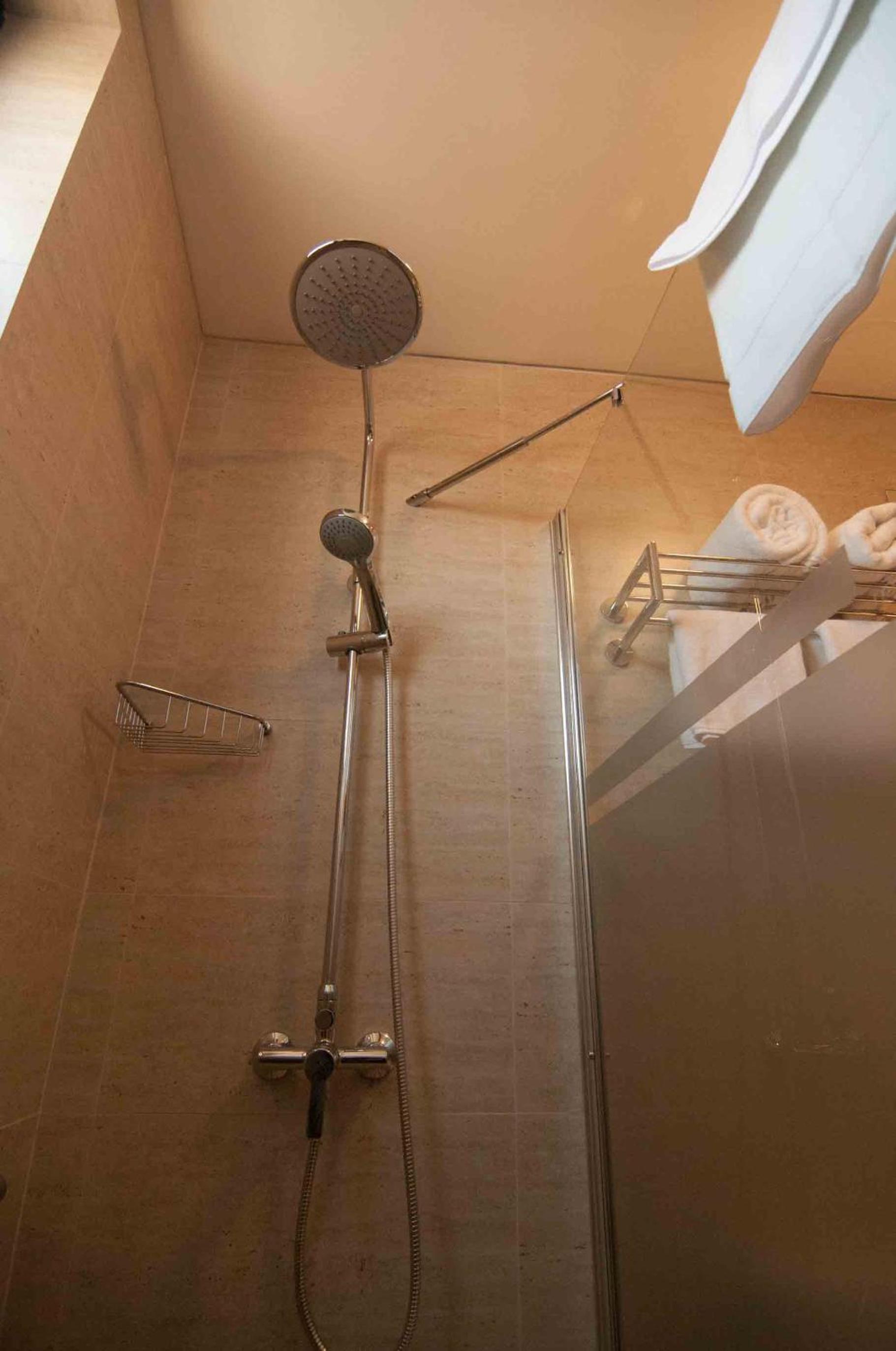 Superior Triple Room photo 3