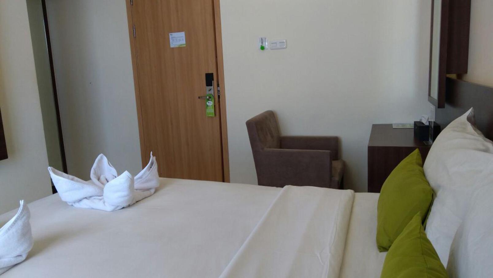 Deluxe Double Room with Sea View photo 2