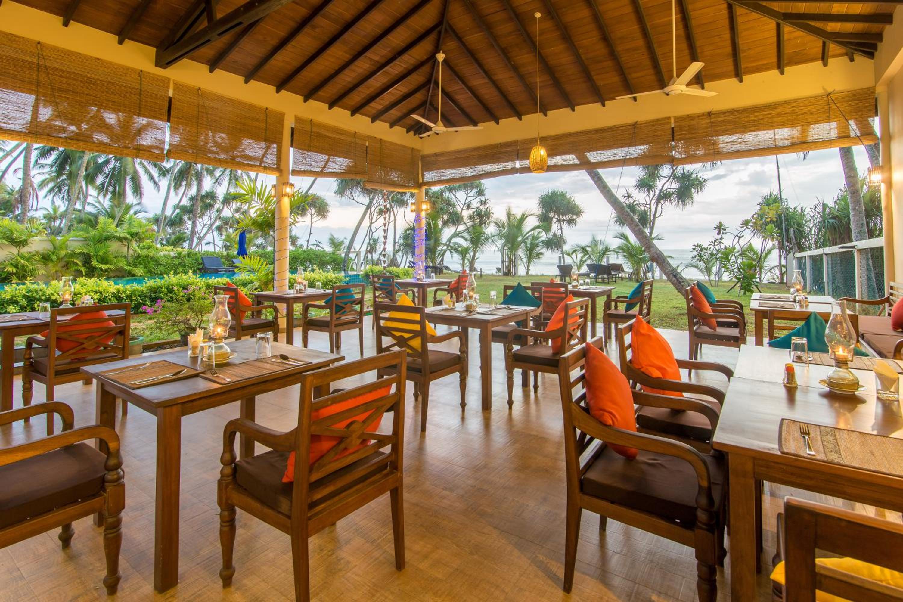 Three Bedroom Villa with Sea View and pool photo 2