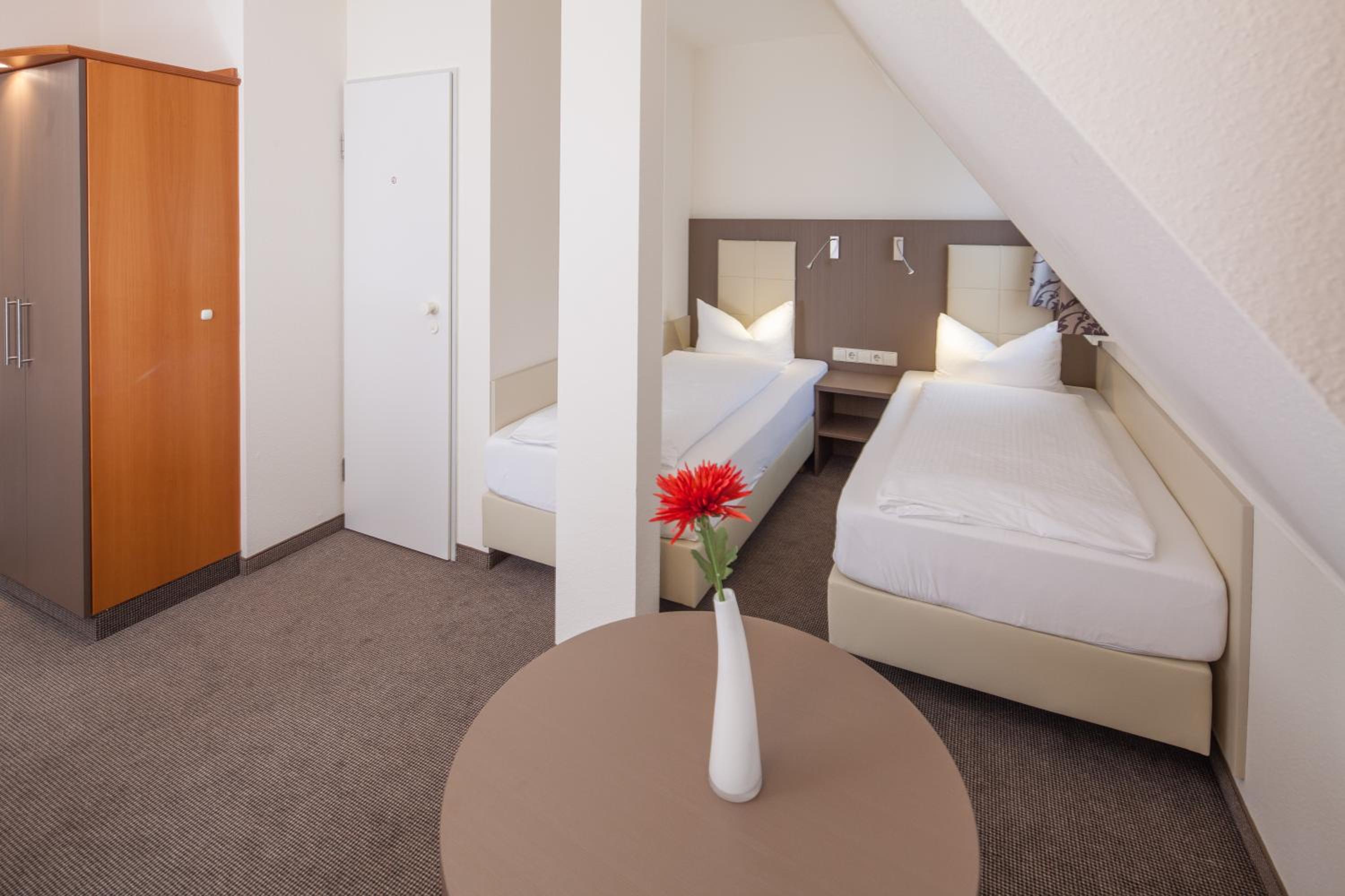 Twin Room photo 2
