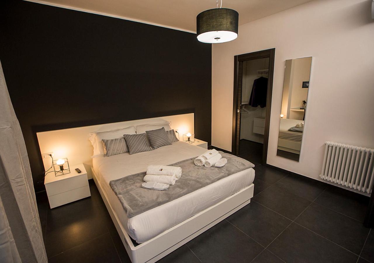 Apartment with Terrace photo 1