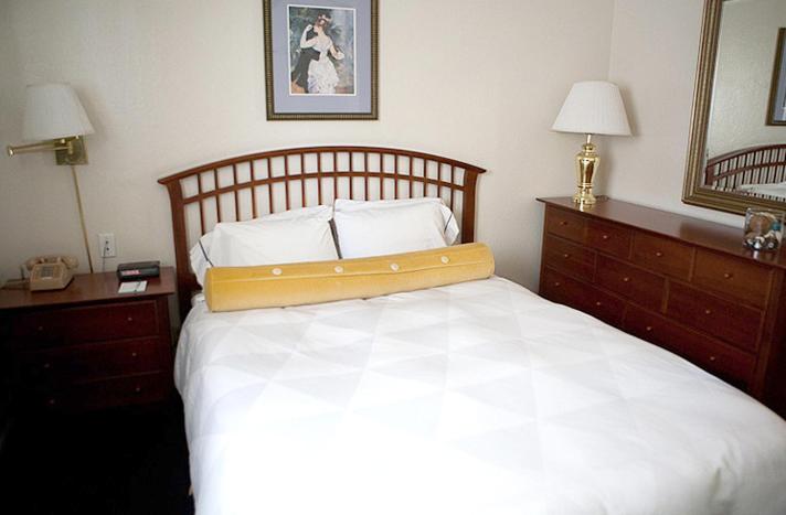 Executive Deluxe Suite - Photo 4