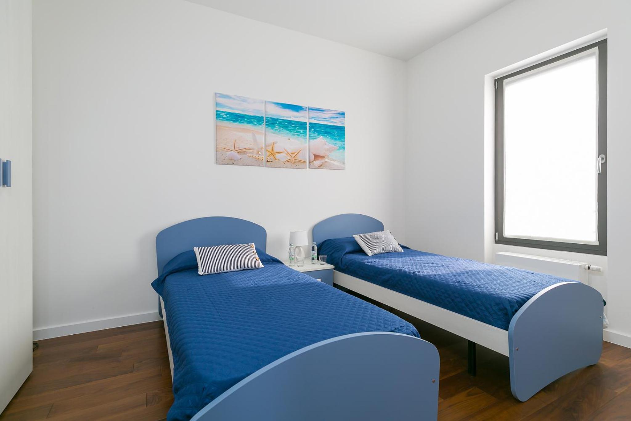 Apartment photo 1