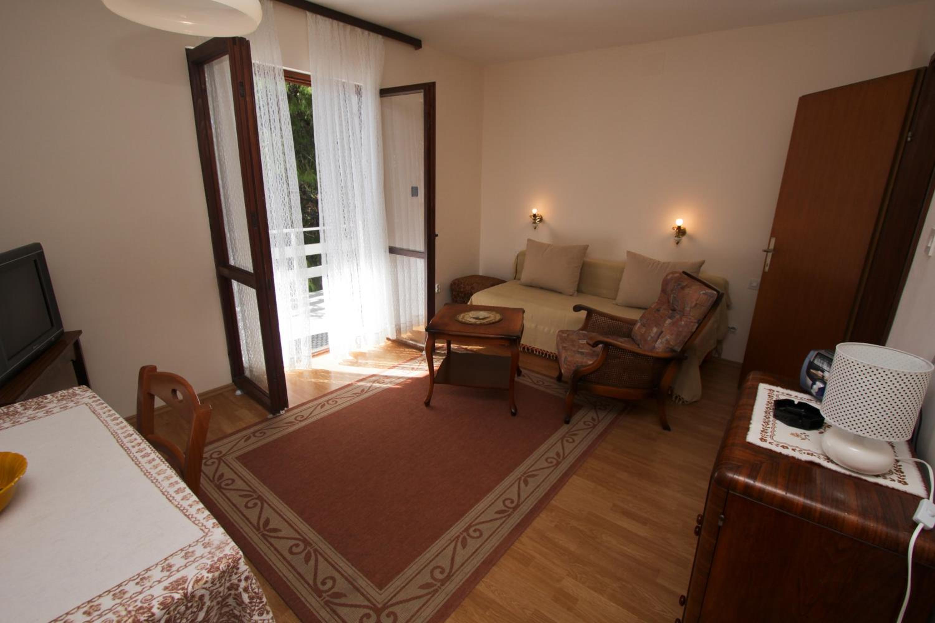 Apartment with Balcony