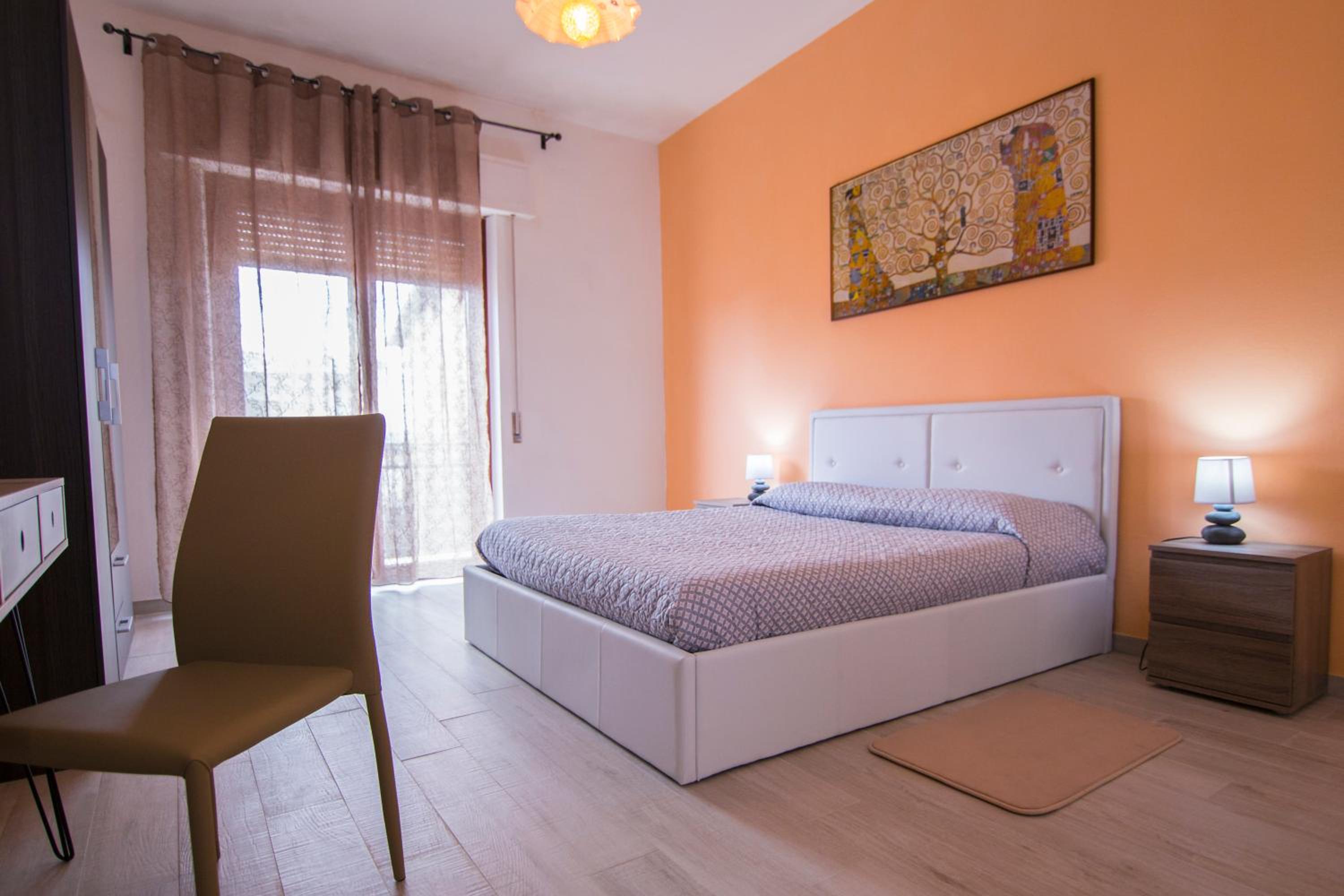 Deluxe Double Room with Balcony photo 3