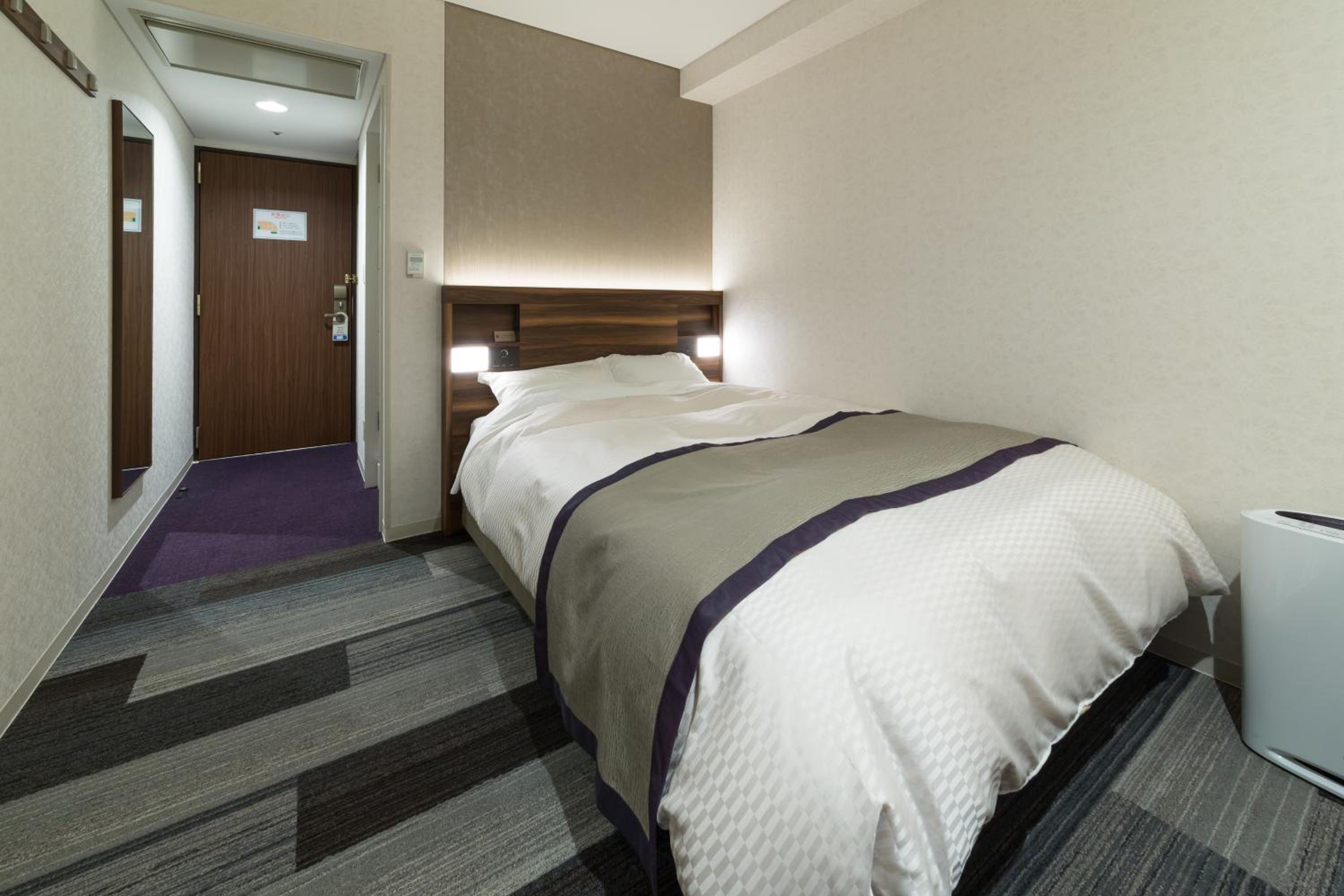 Double Room - Smoking - Photo 3