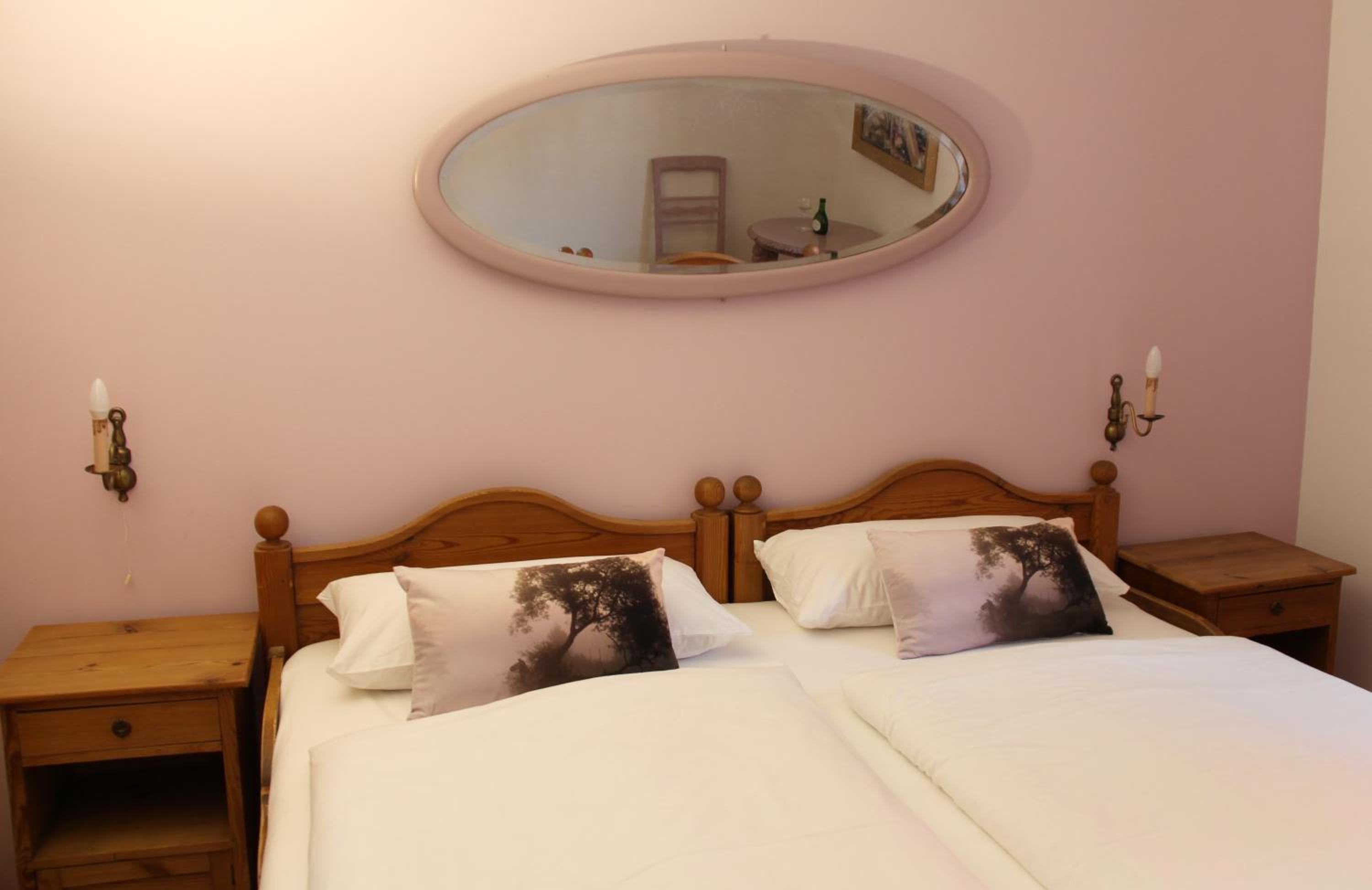 Triple Room - Photo 1