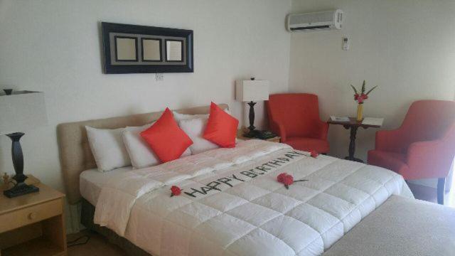 Double Room Oceanfront photo 3