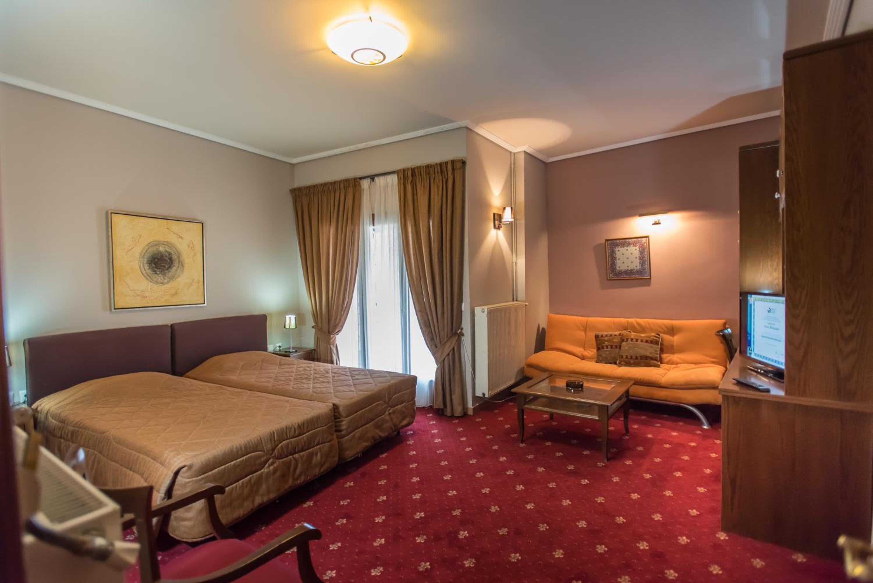 Triple Room - Photo 1