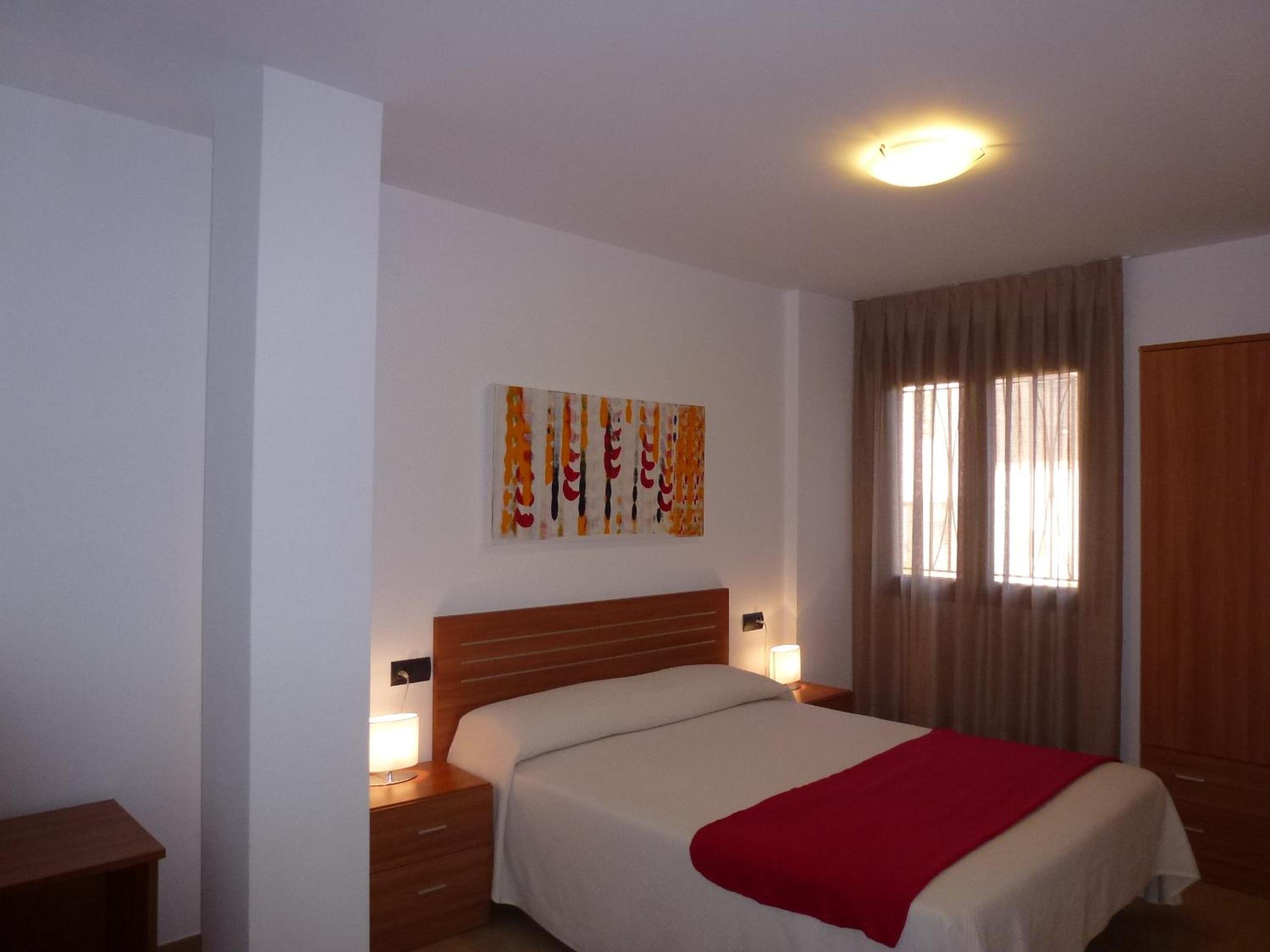 One-Bedroom Apartment (4 Adults) - Photo 8