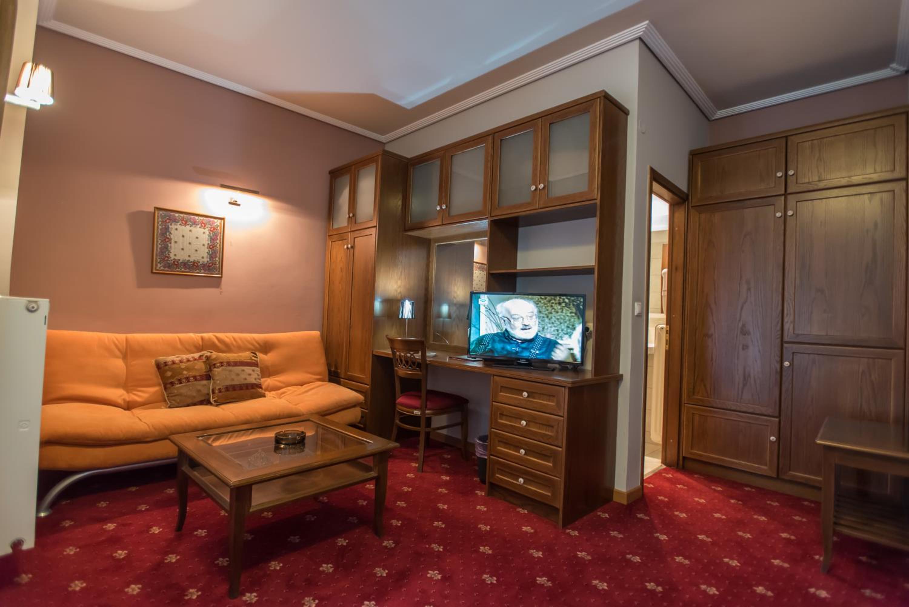 Triple Room - Photo 2