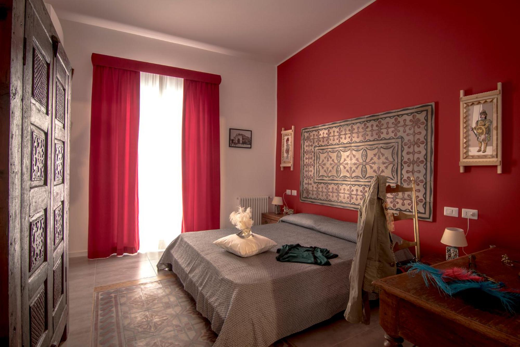 Double Room with Balcony (2 Adults + 1 Child) photo 1