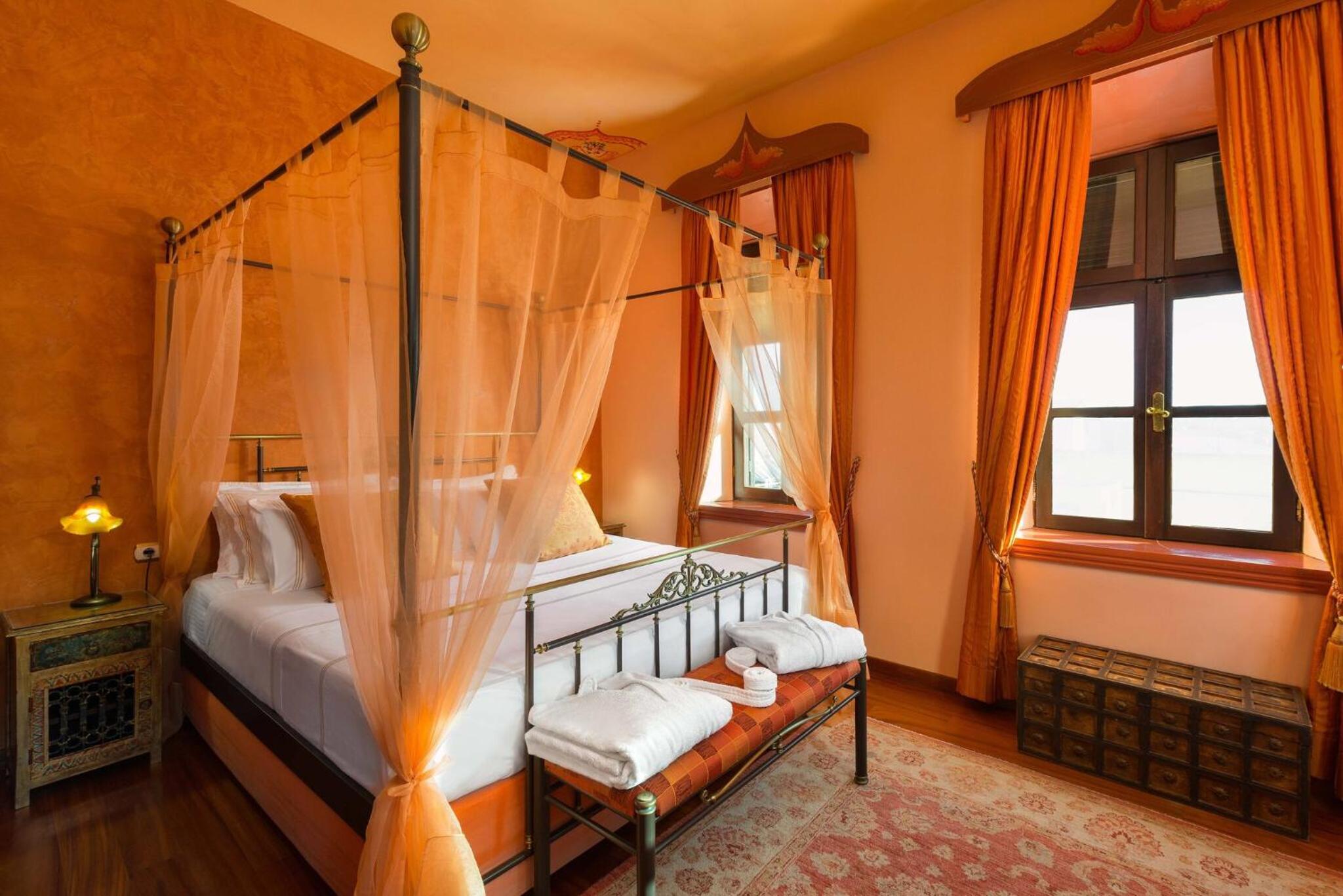 King Suite With Spa Bath And View To The Grand Master Palace photo 1