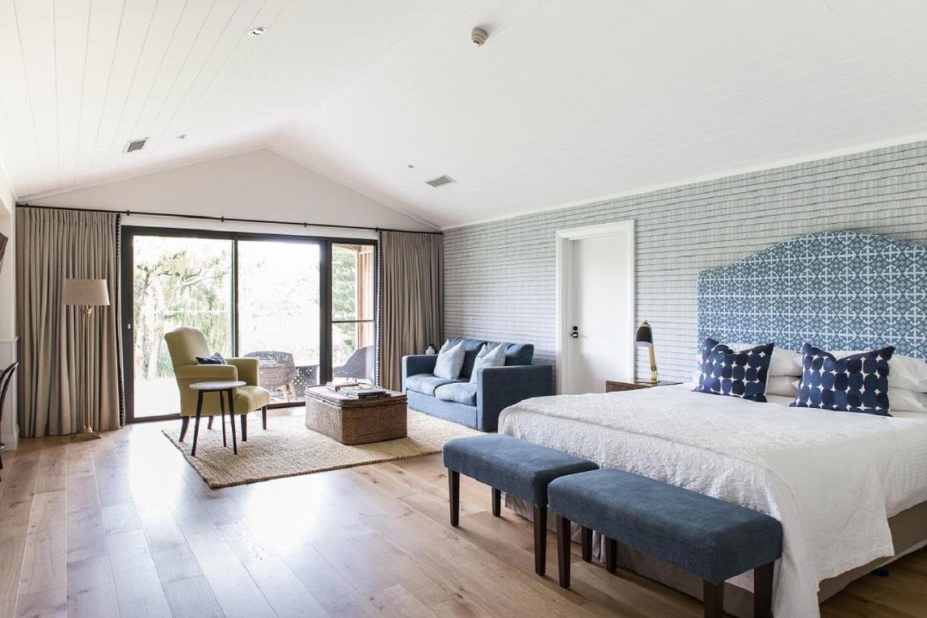Deluxe Studio Cottage - Photo 3