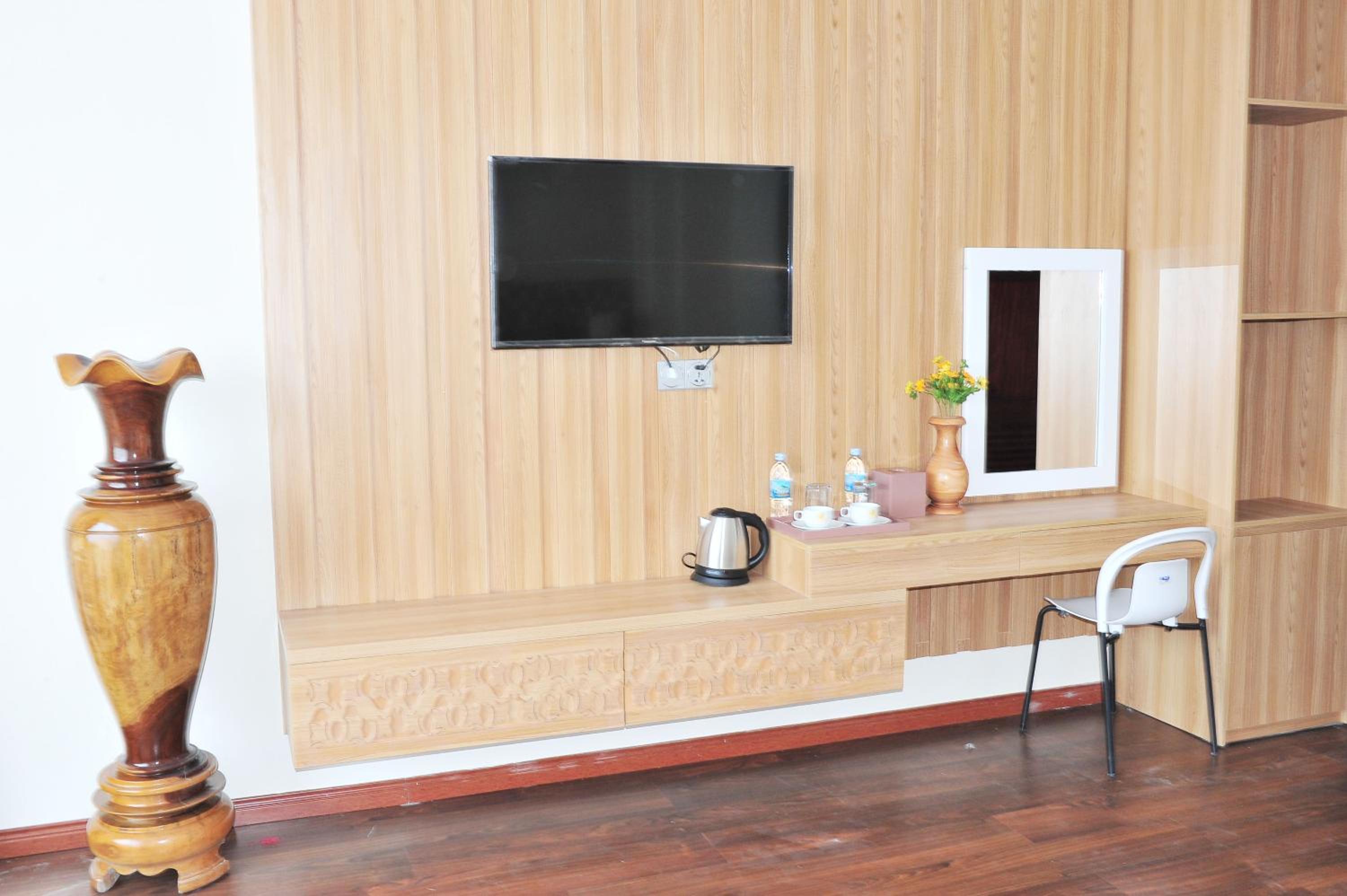 Queen Suite