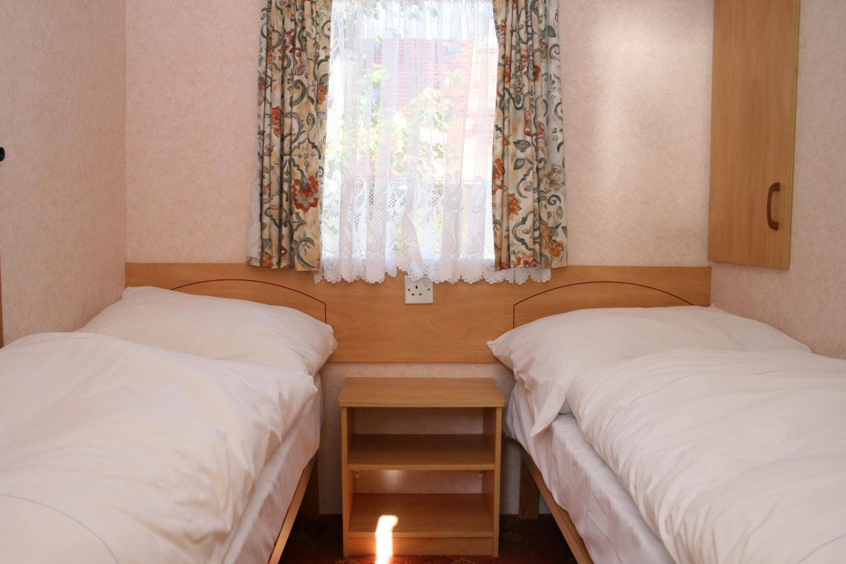 Bungalow (6 Adults) - Photo 3