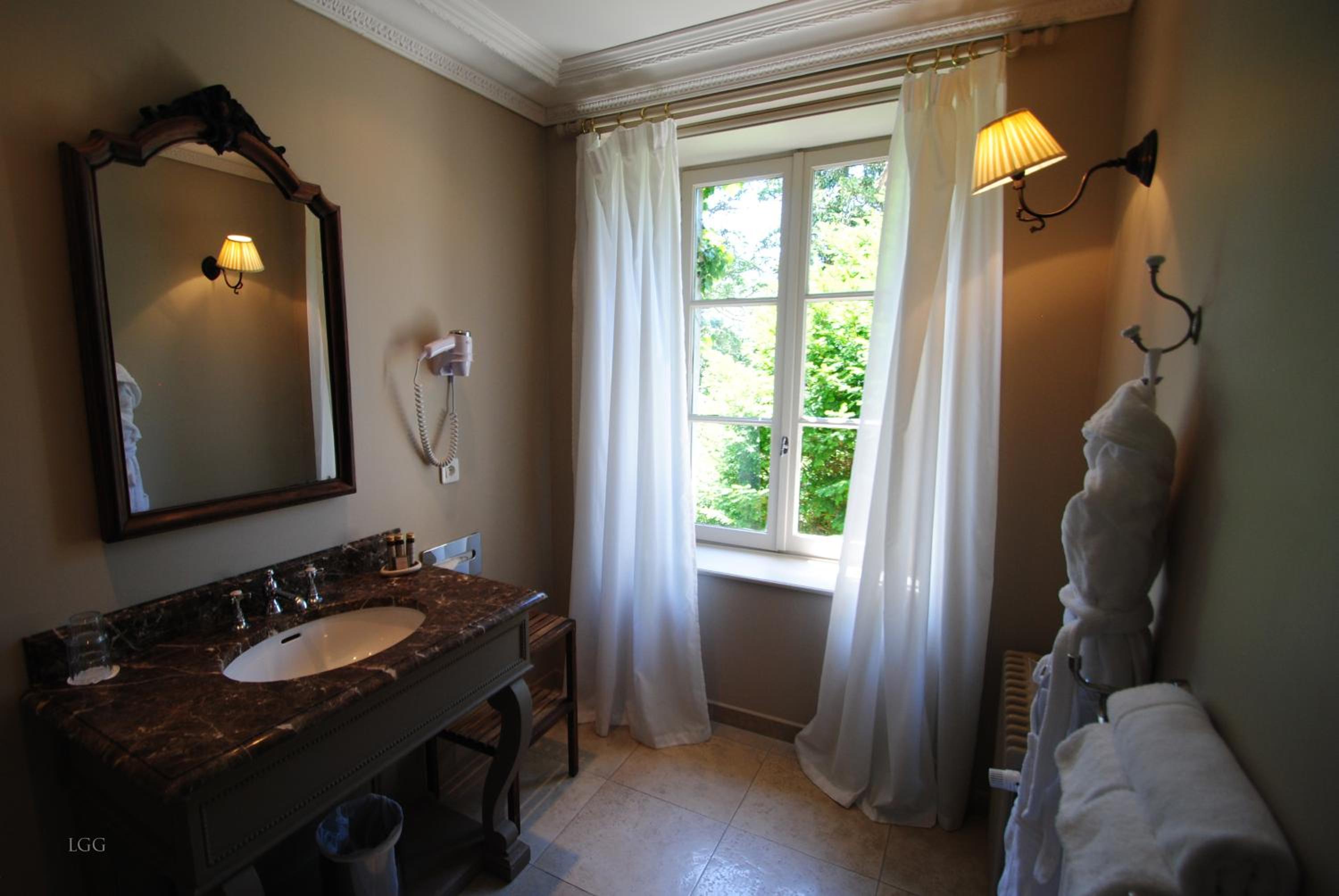 Deluxe Double or Twin Room photo 3