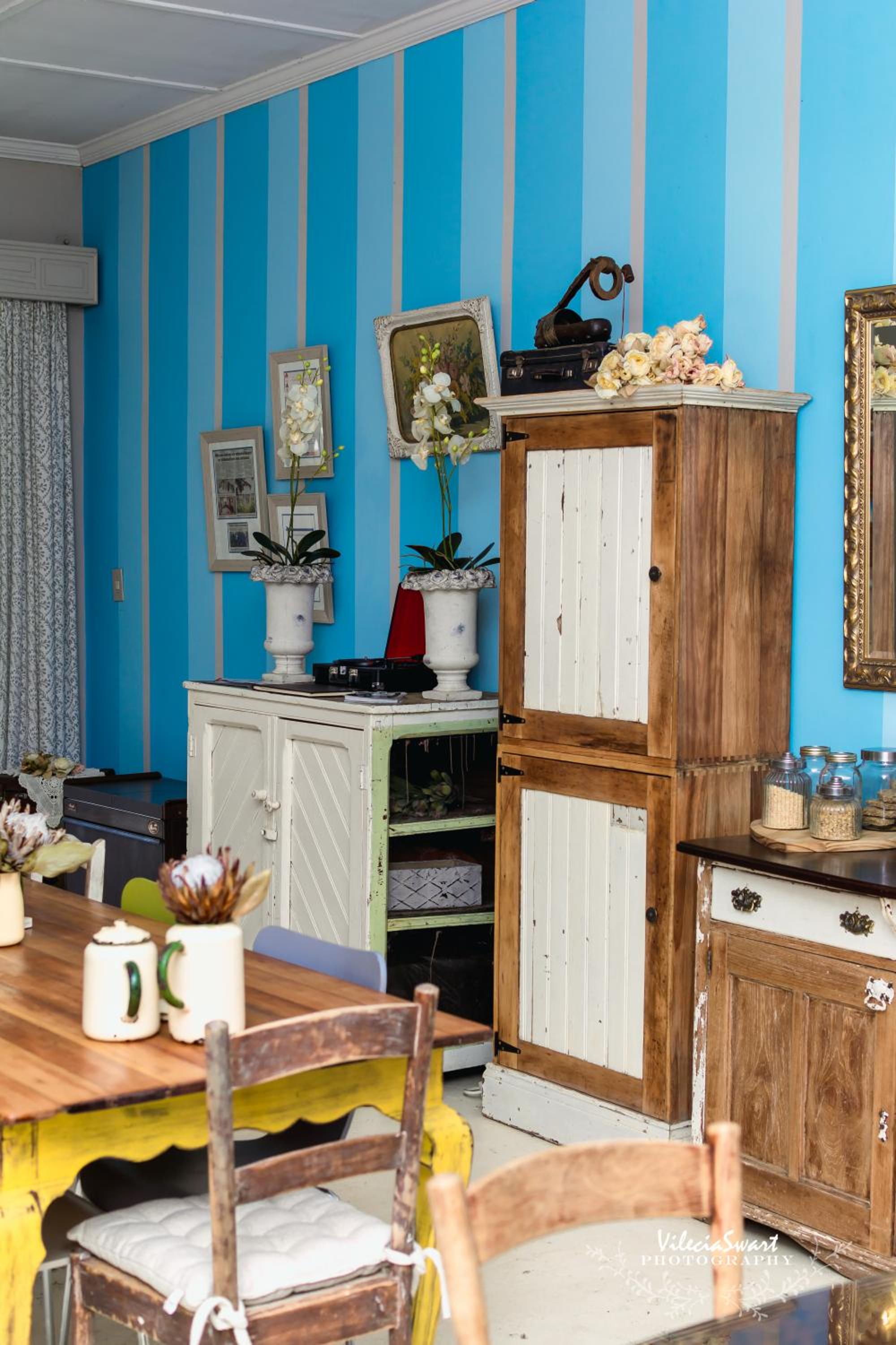 Standard Family Room - Photo 14