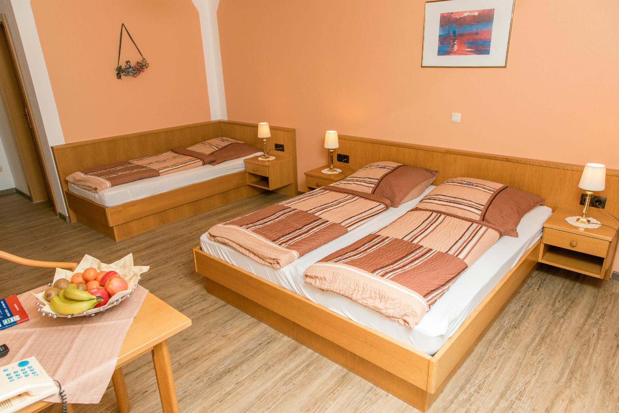 Triple Room with Balcony or Terrace photo 1