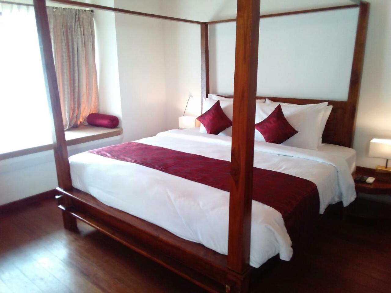 Villa With Private Pool photo 2