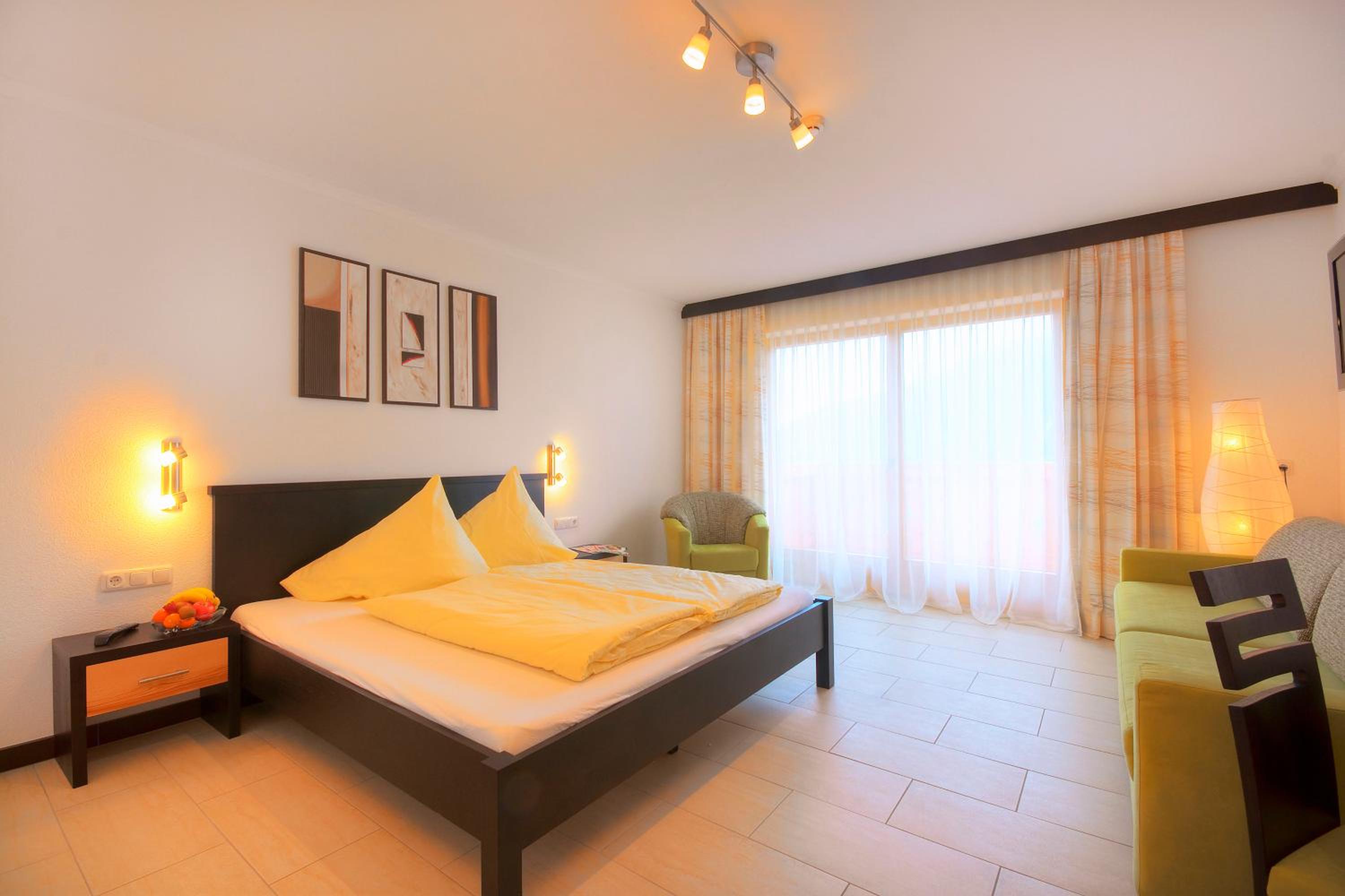 Comfort Double Room with Balcony - Photo 7