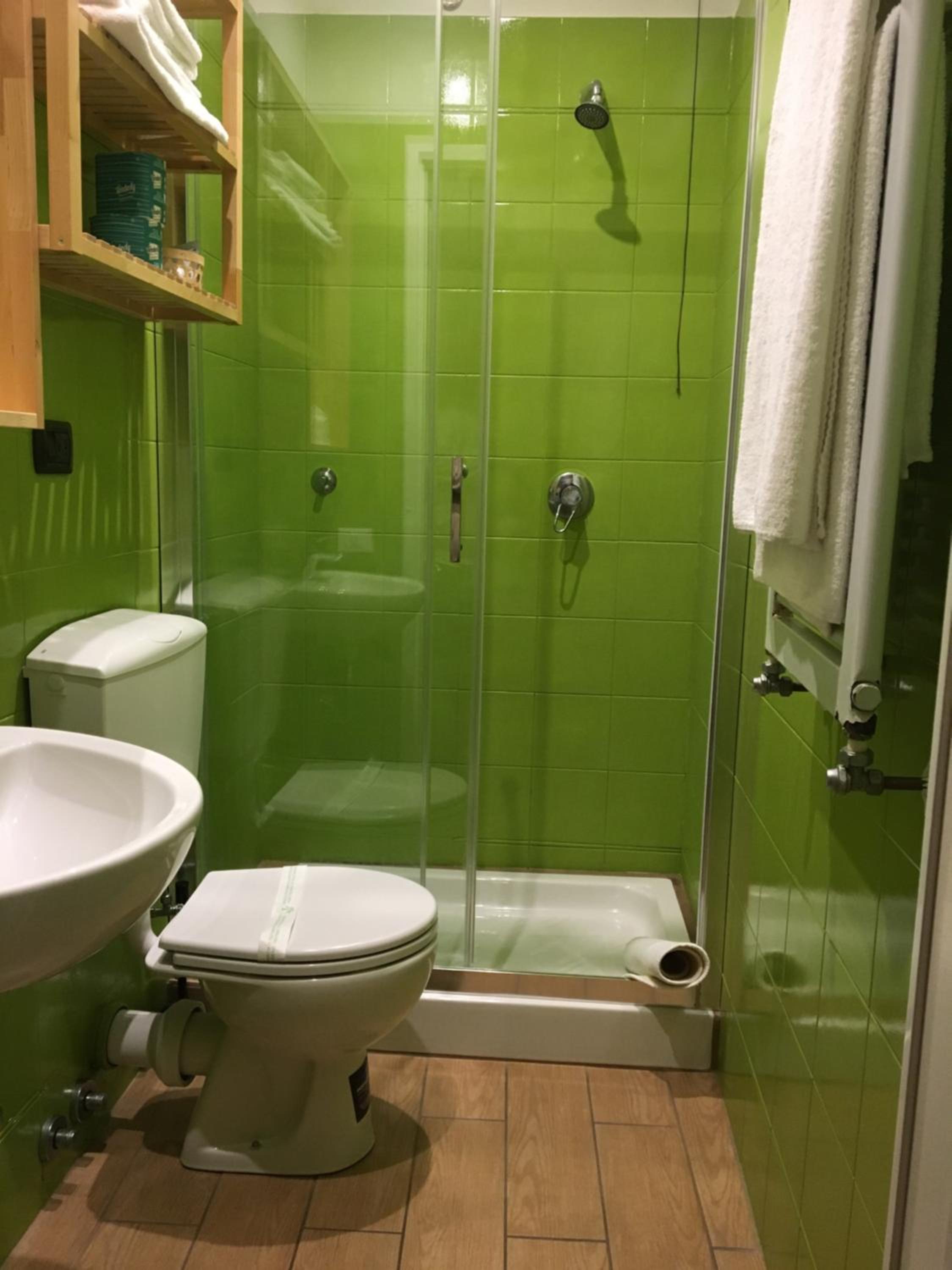 Classic Double Room - Photo 17