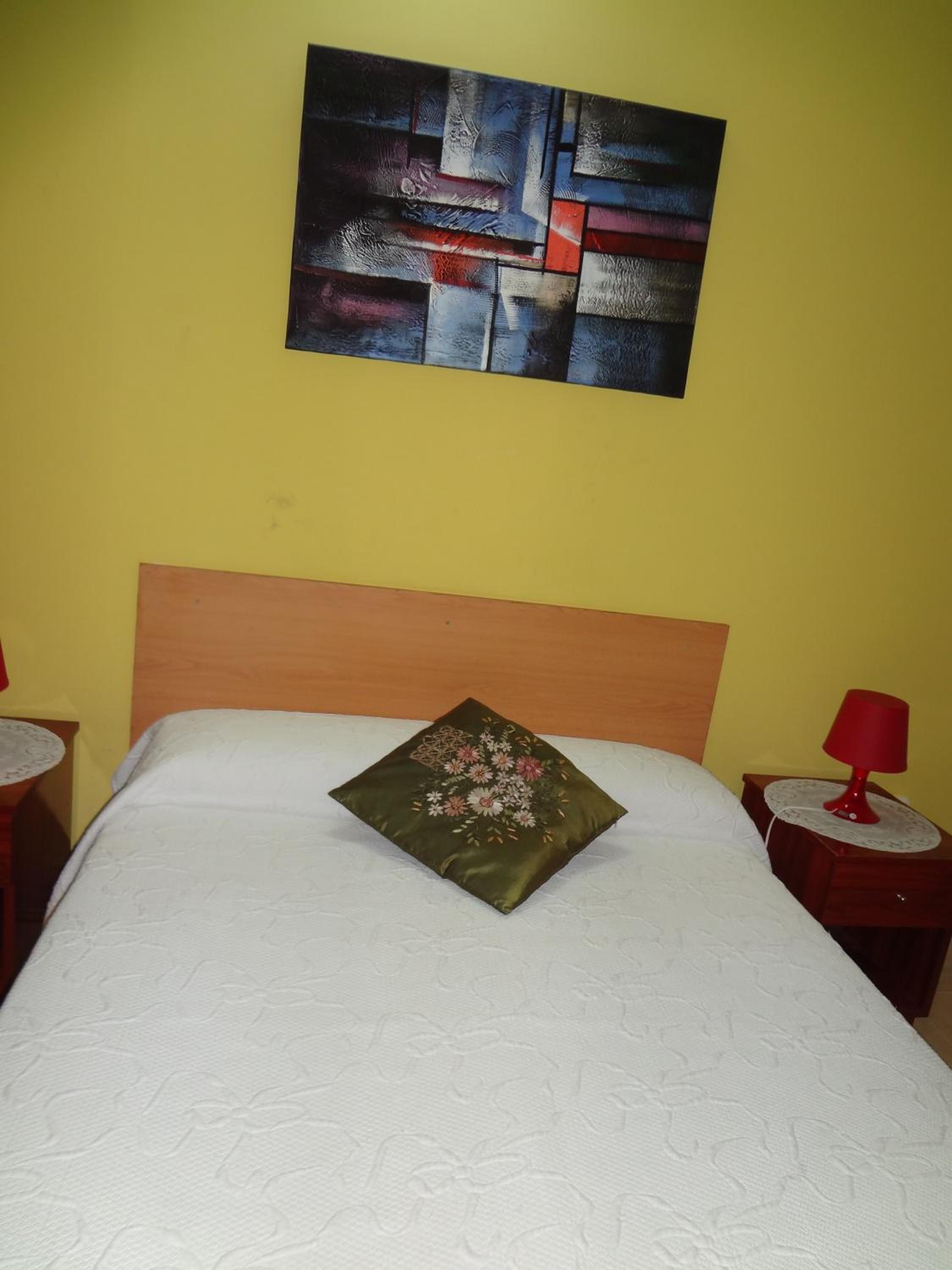 Single Room With Shared Bathroom photo 2