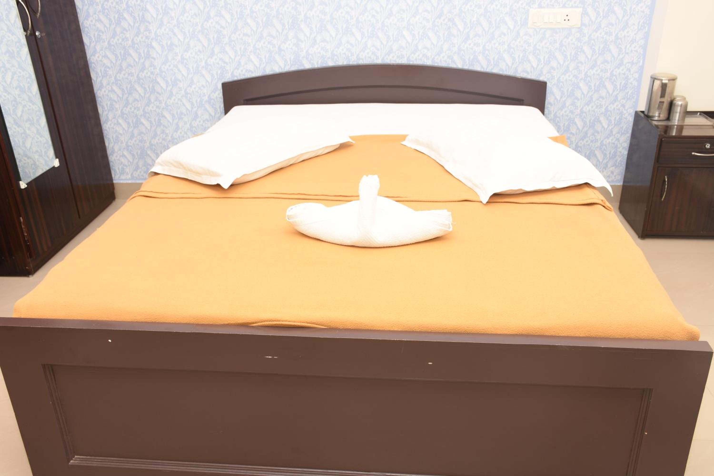 Double Room - Photo 2